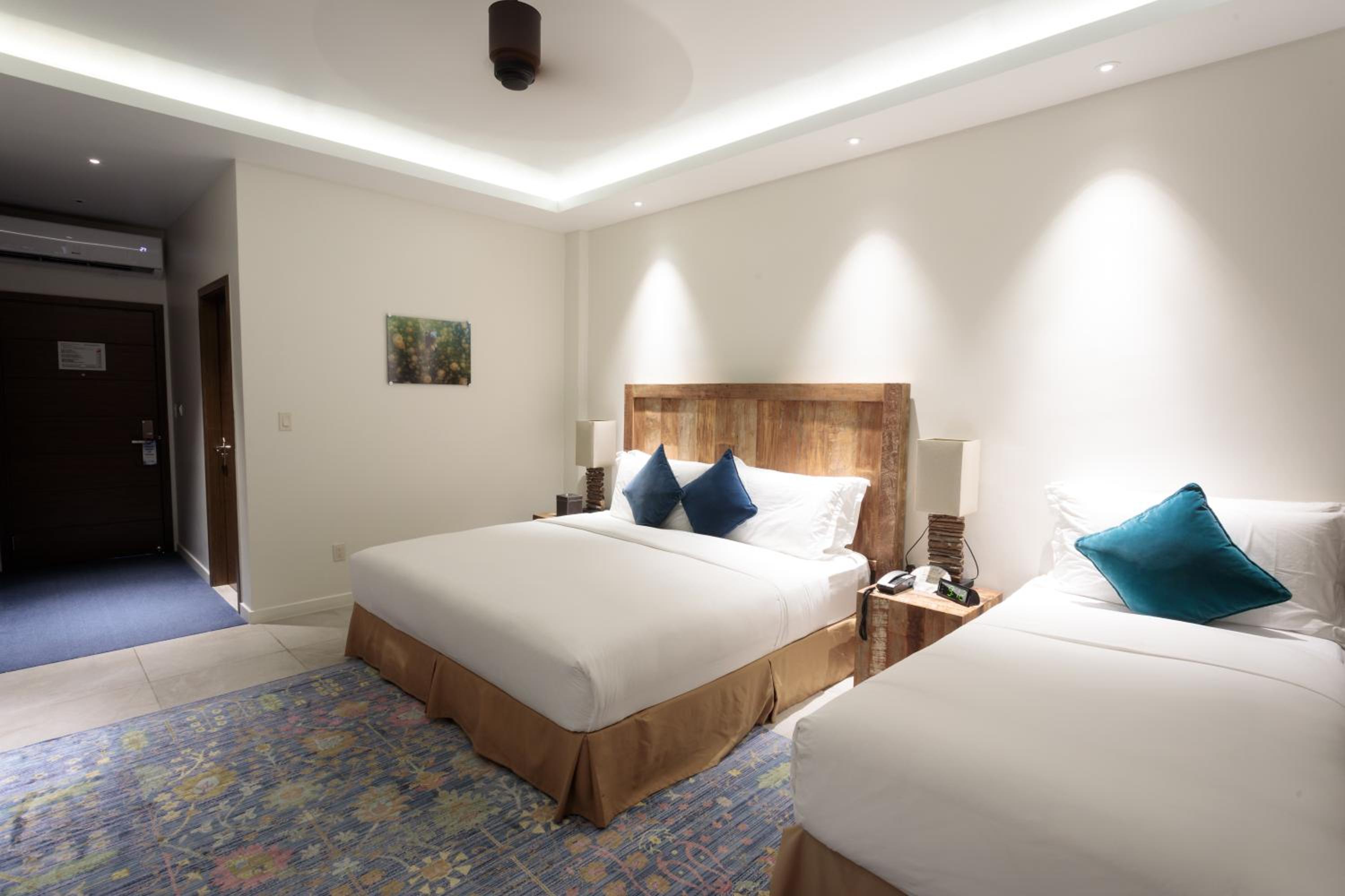 Twin Room with Pool View photo 1