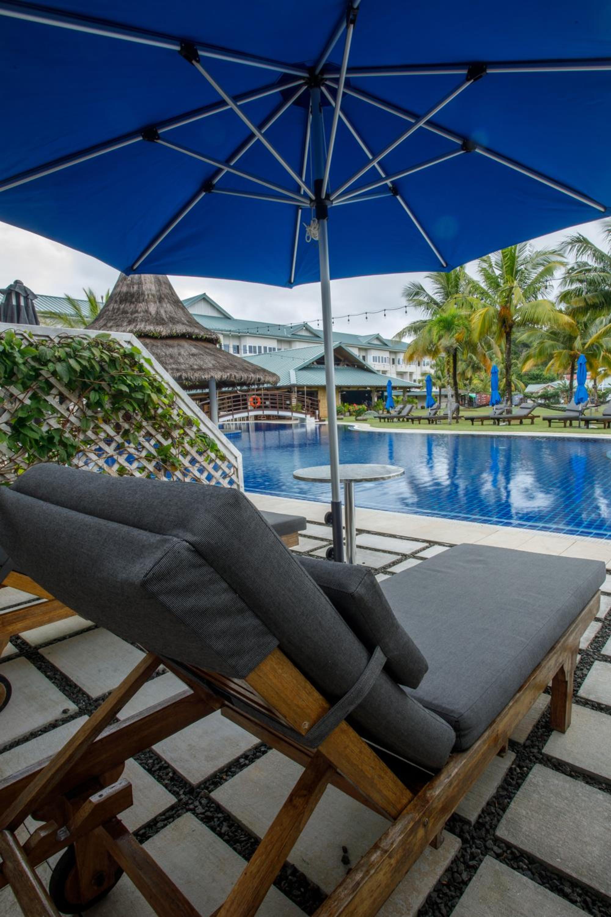 Twin Room with Pool View photo 3