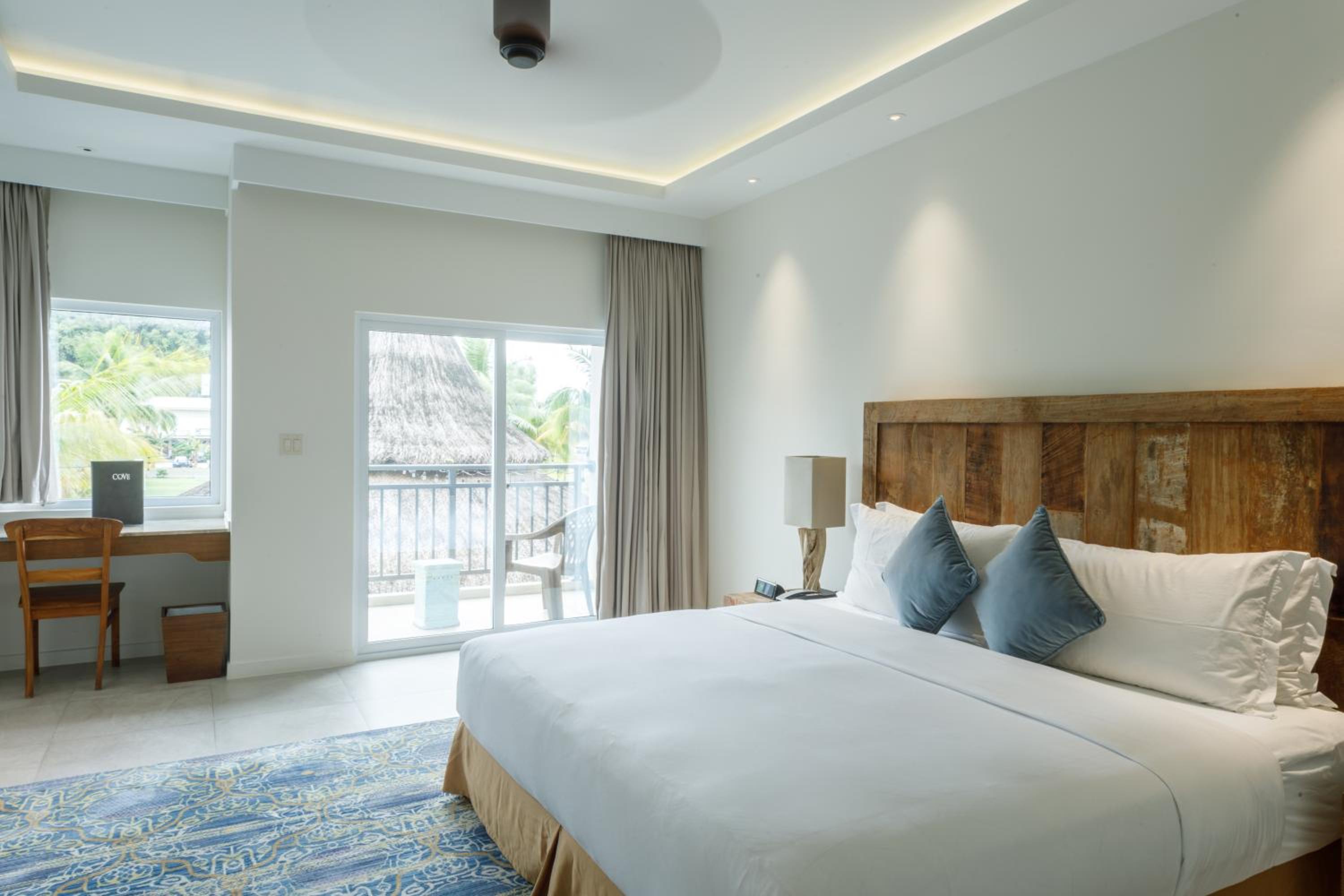 King Room with Sea View photo 1