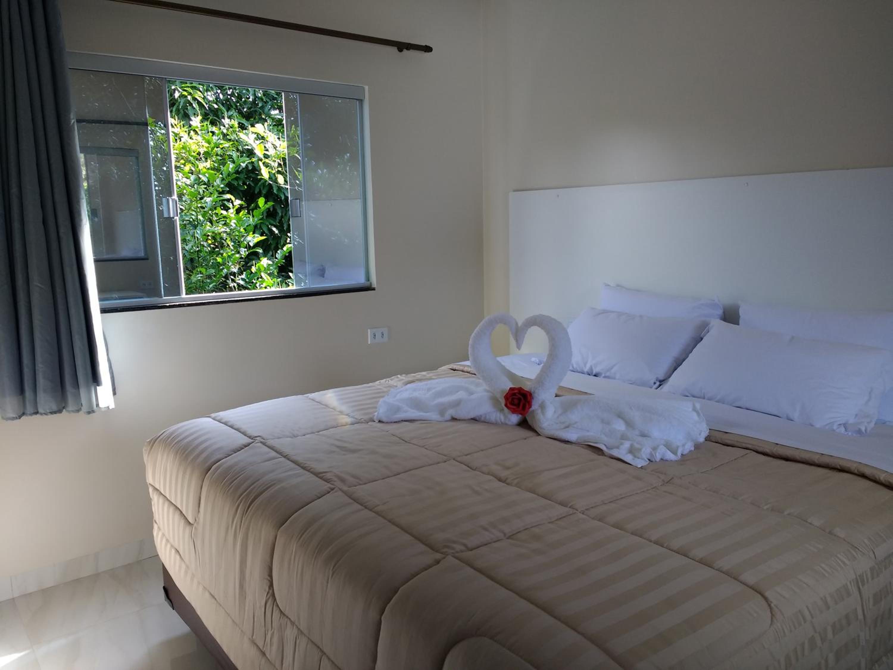 Deluxe King Suite - Photo 4