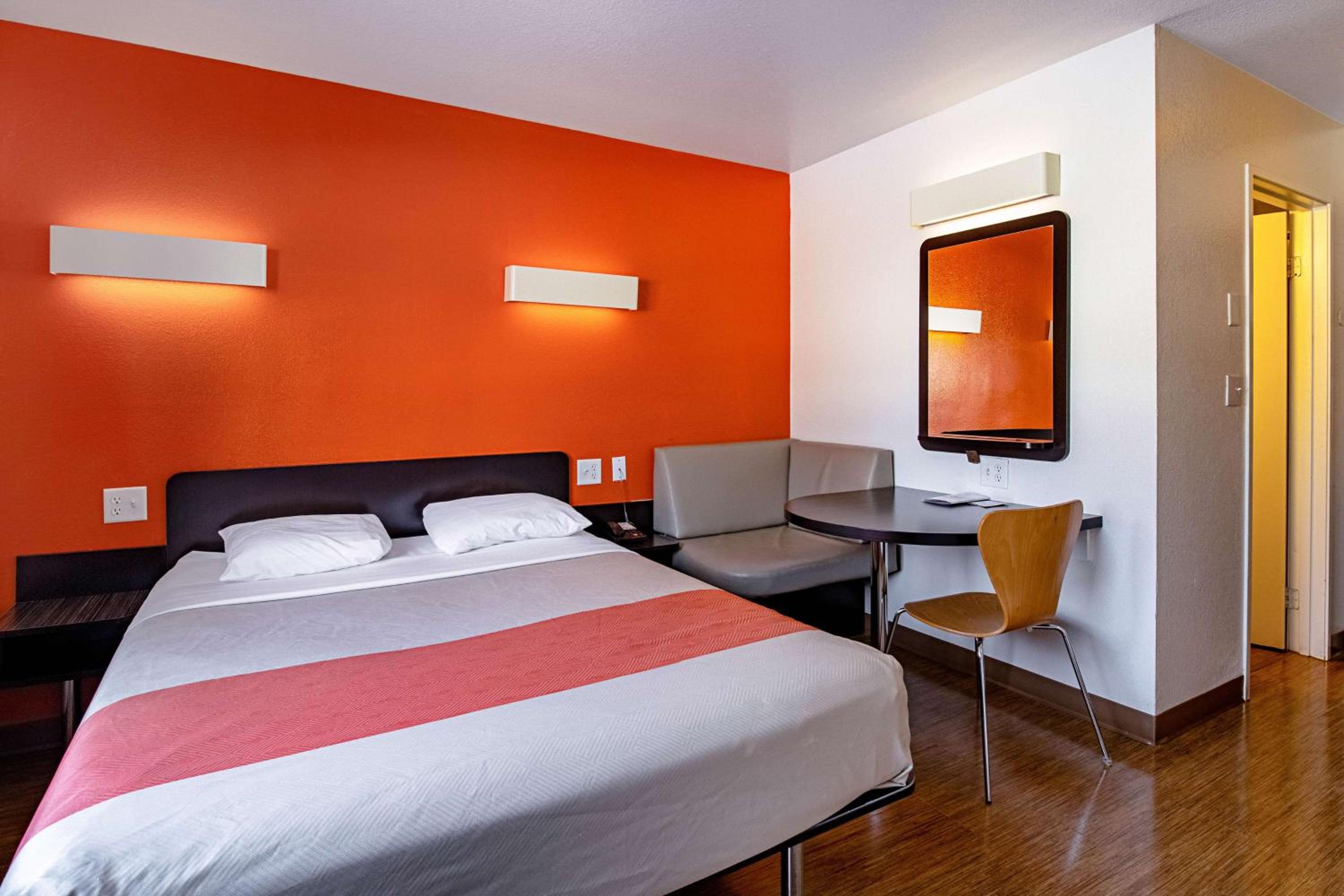 Motel 6-Palatine, IL - Chicago Northwest, Photo 3