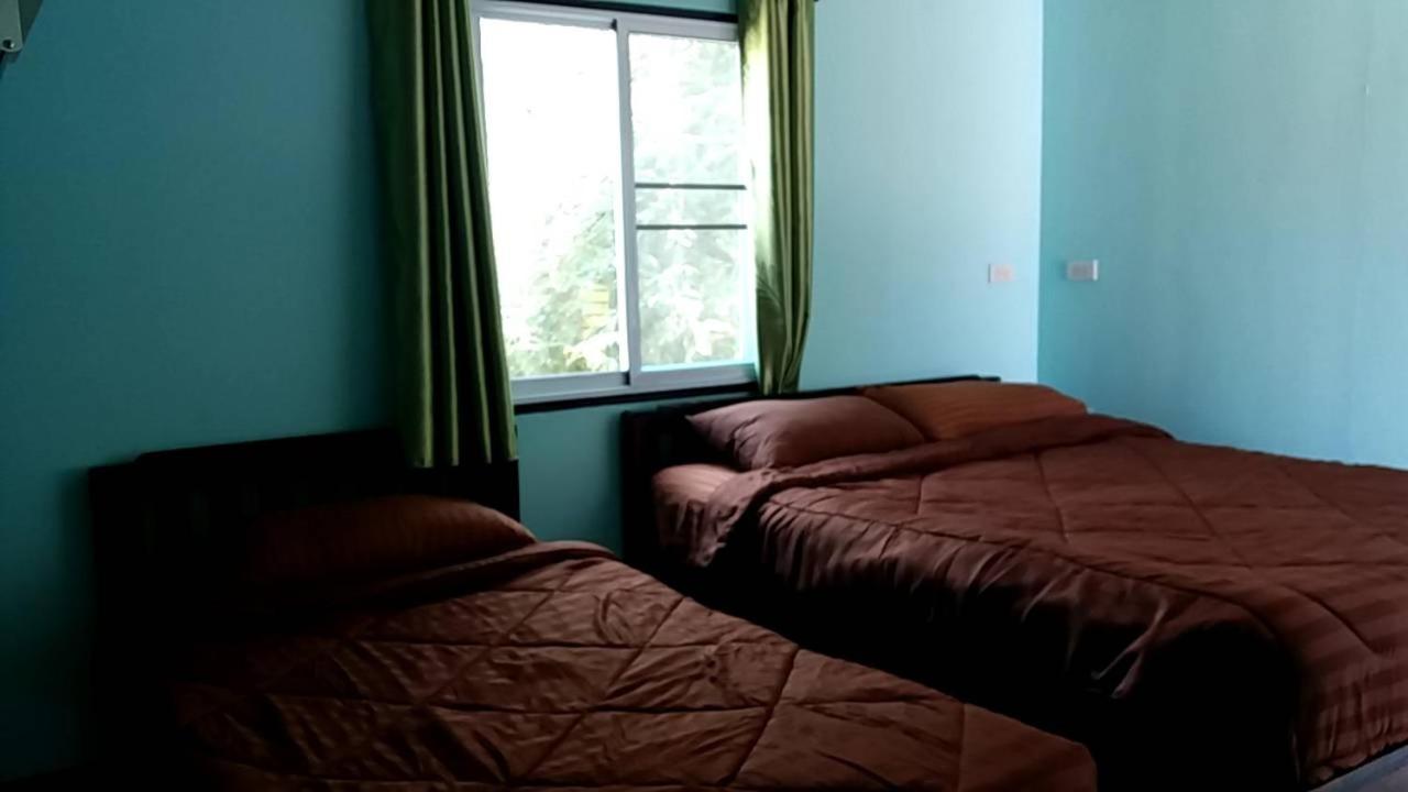 Bungalow (2 Adults)