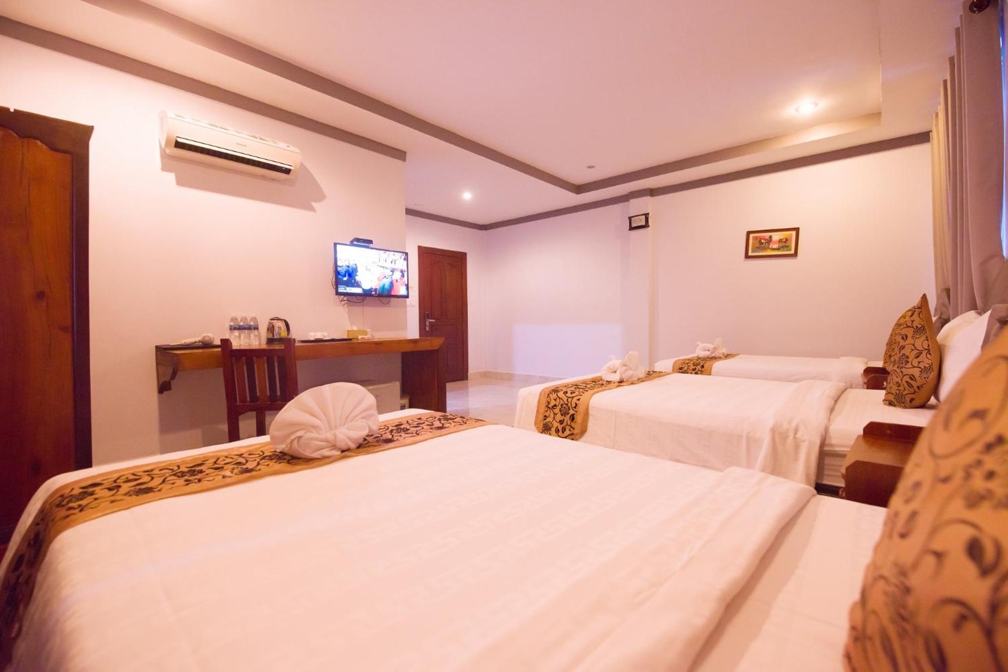 Triple Room - Photo 5