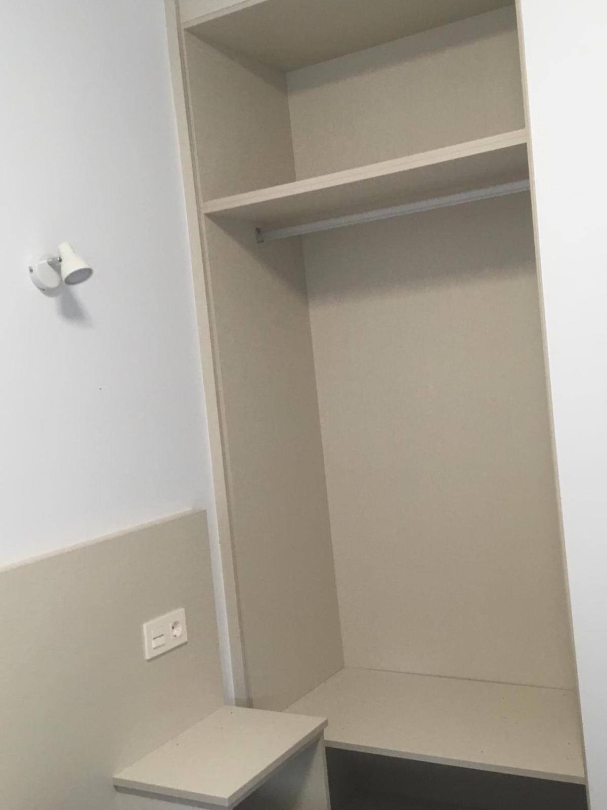 Twin Room - Photo 6