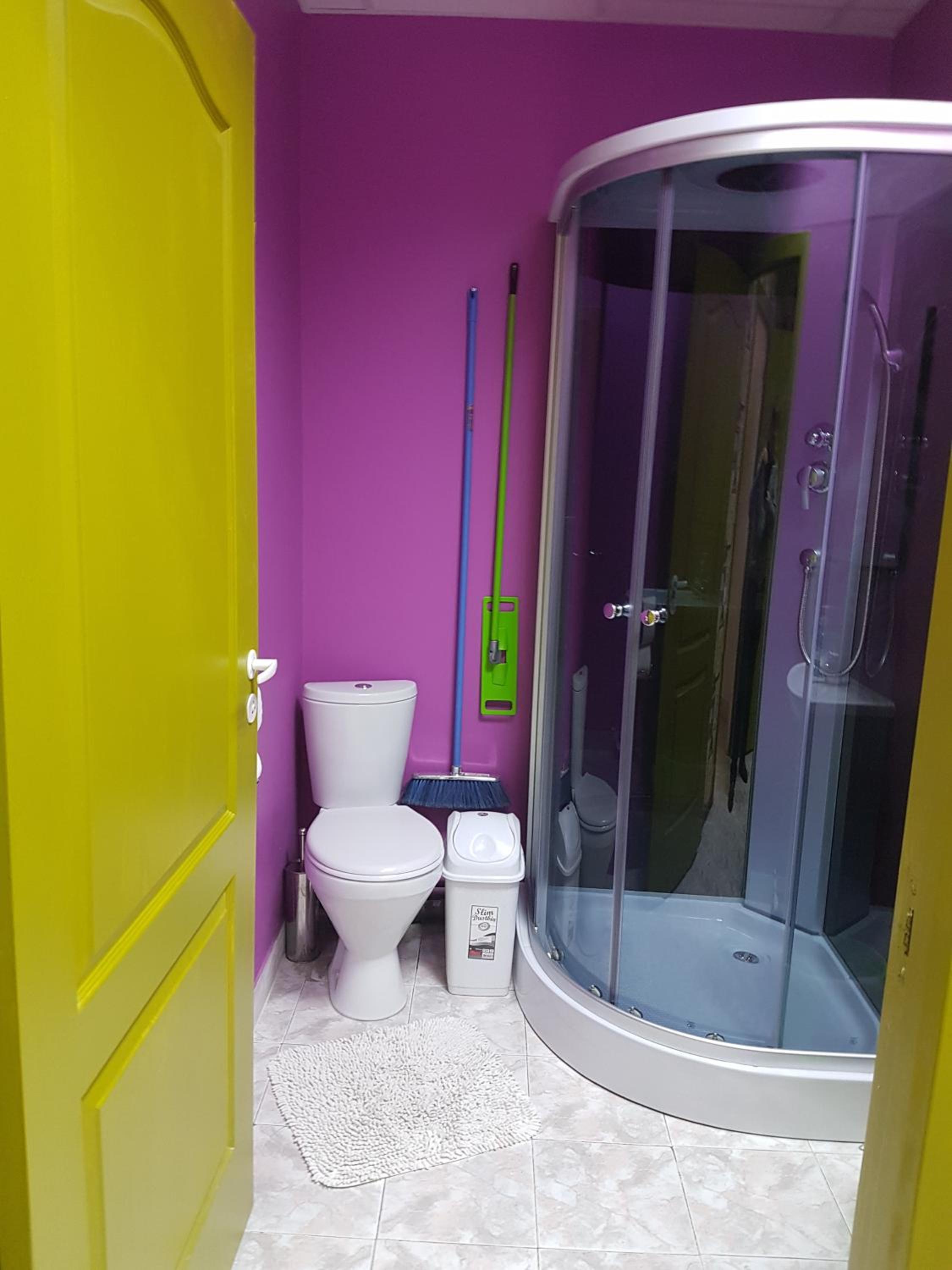 One-Bedroom Apartment - Photo 16