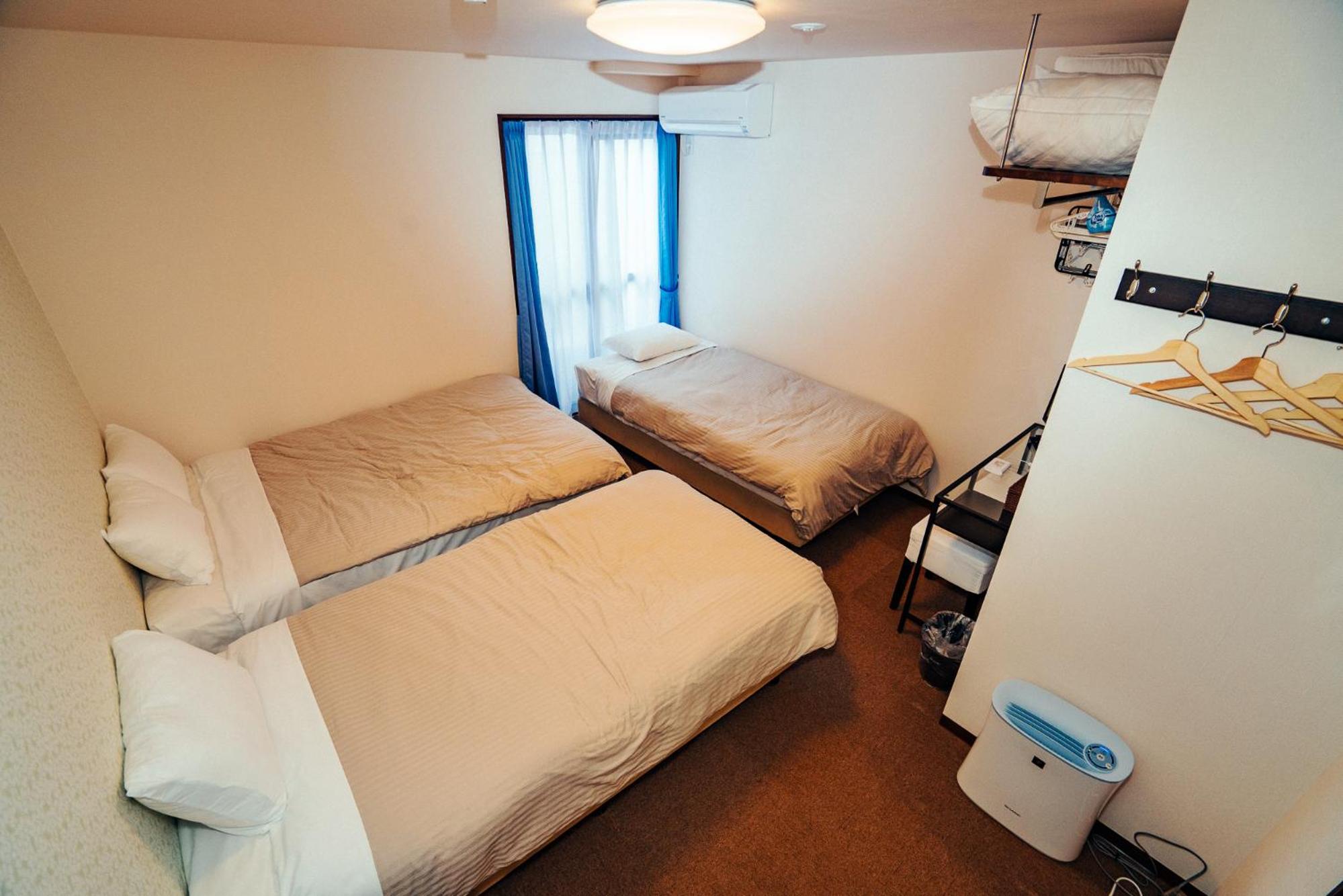 Standard Quadruple Room - Photo 19
