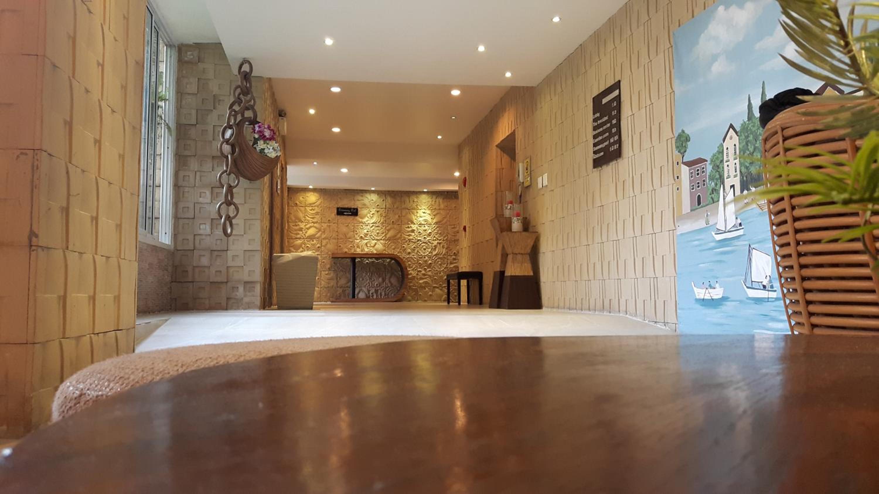 Family Room with Mountain View - Photo 28