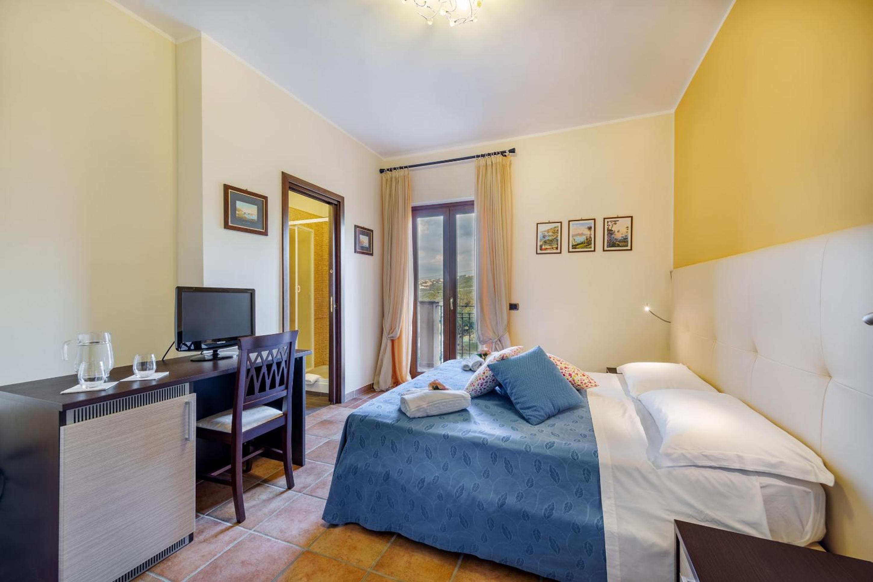 Double or Twin Room with Extra Bed photo 1