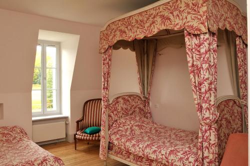 Deluxe Suite with View on forest - Photo 7