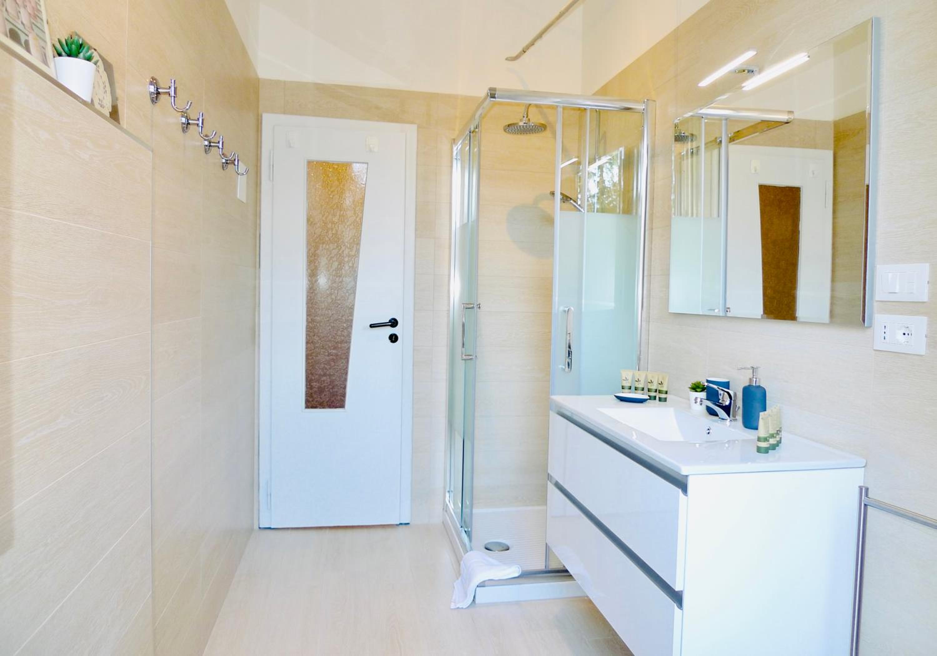 Two-Bedroom Apartment - Photo 13