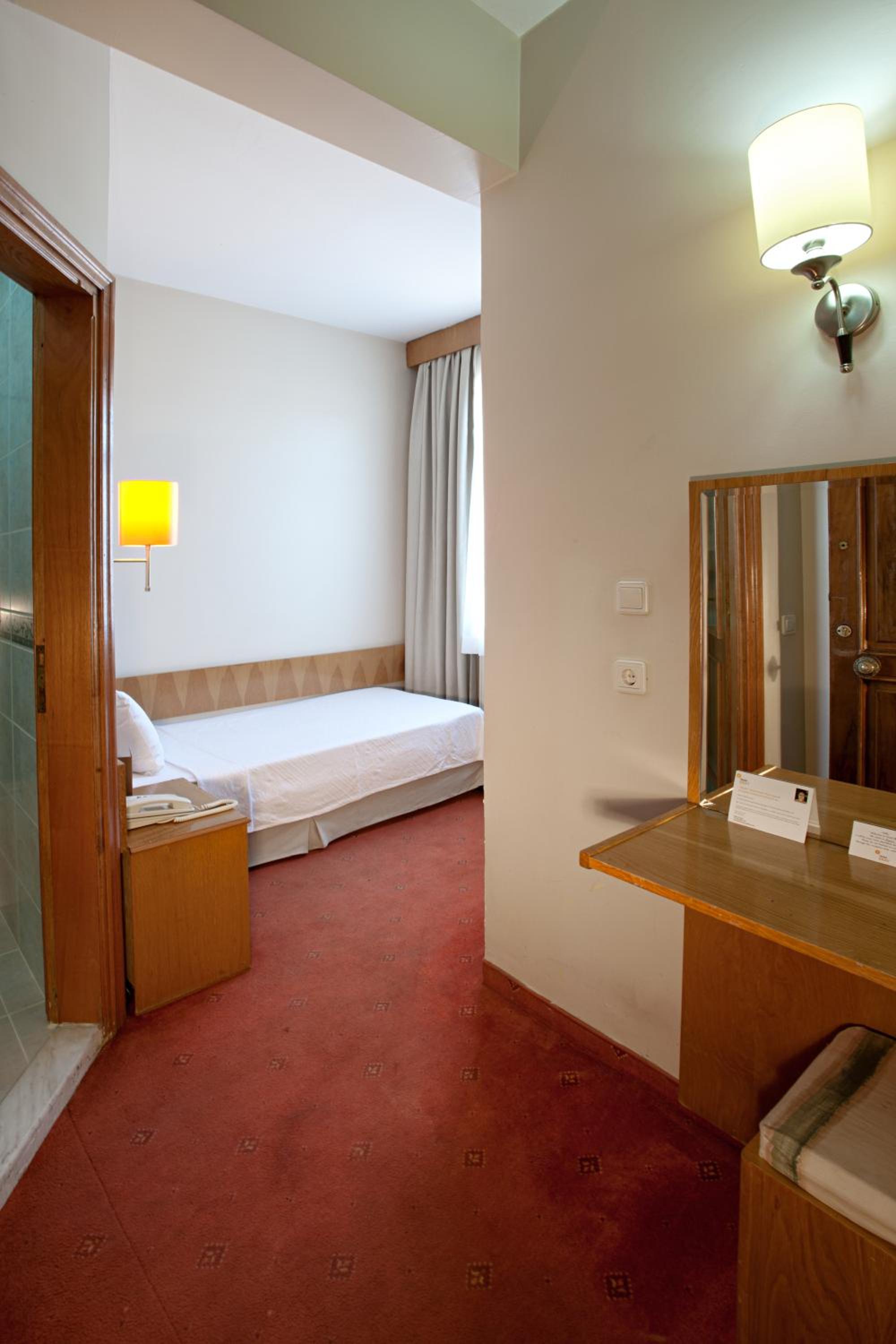 Standard Single Room photo 2