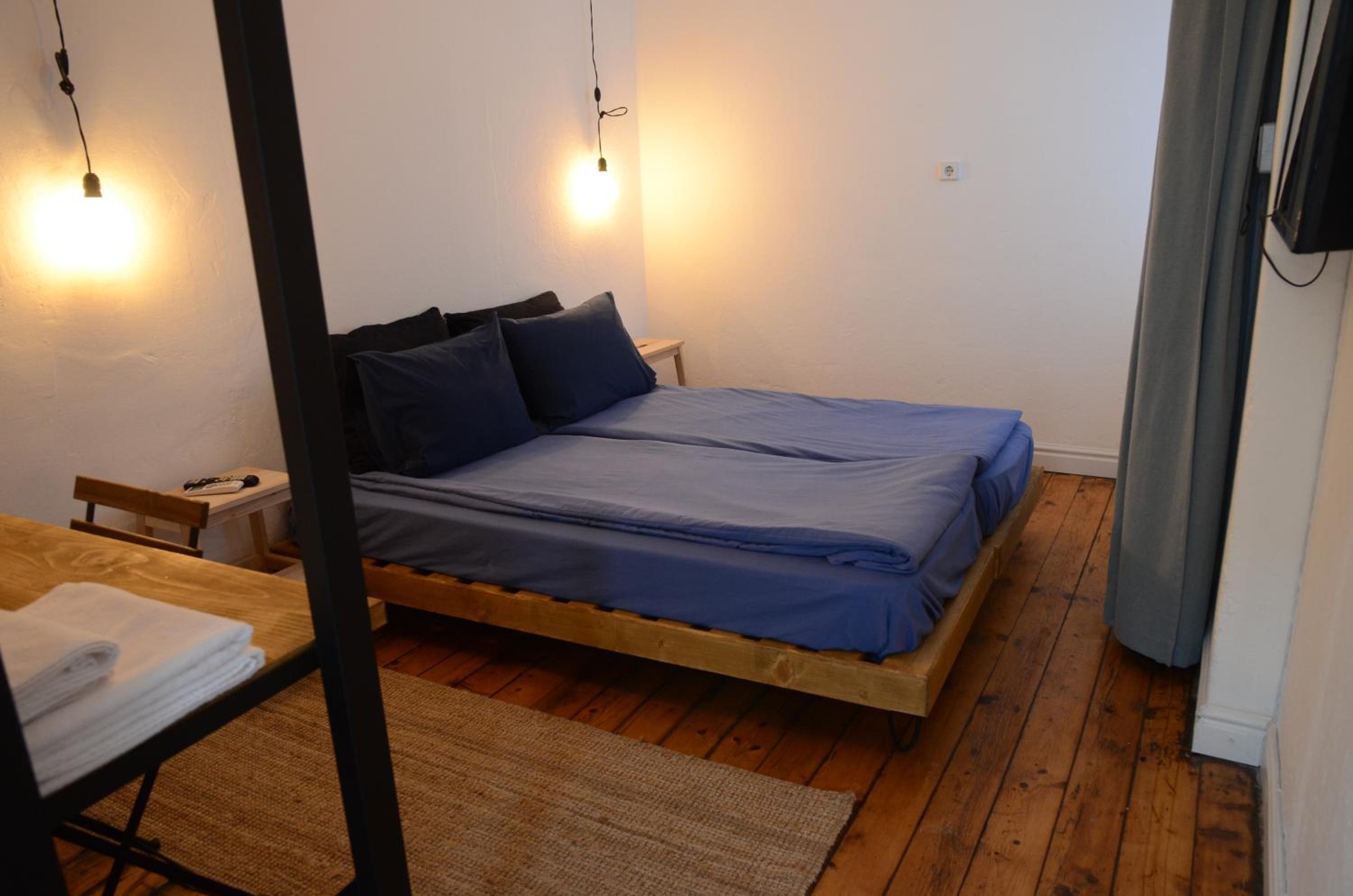 Small Double or Twin Room photo 3