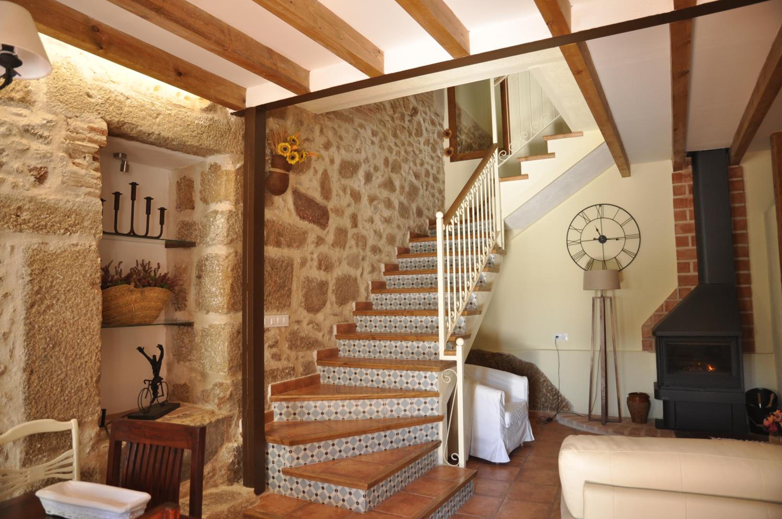 3 Bedroom House - Photo 23