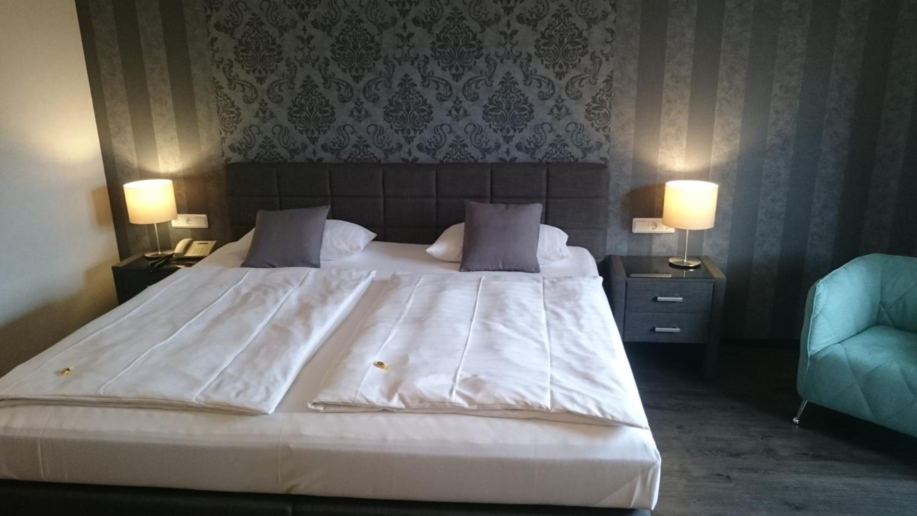 Double Room with Lake View