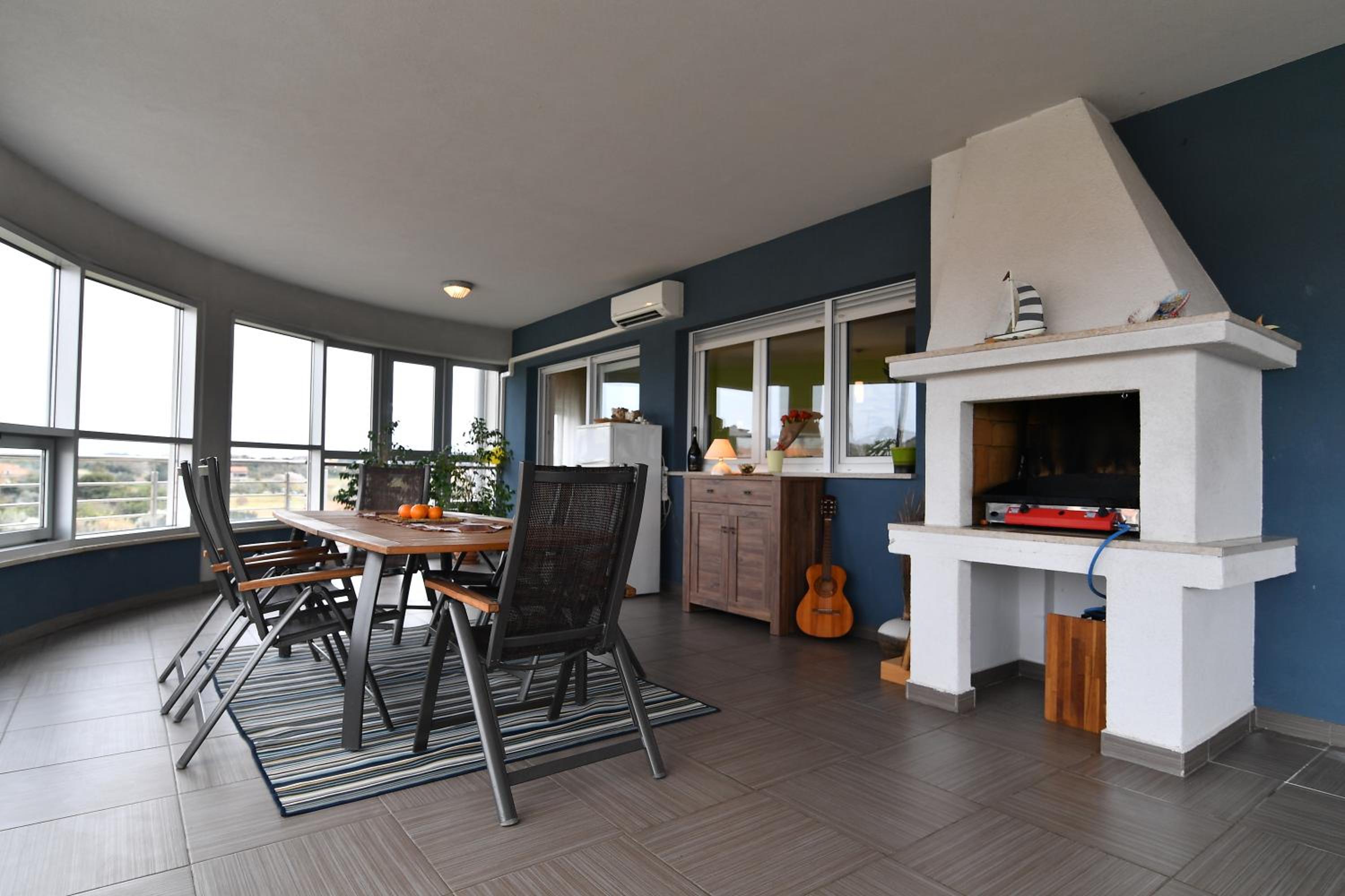 Penthouse Apartment - Photo 1