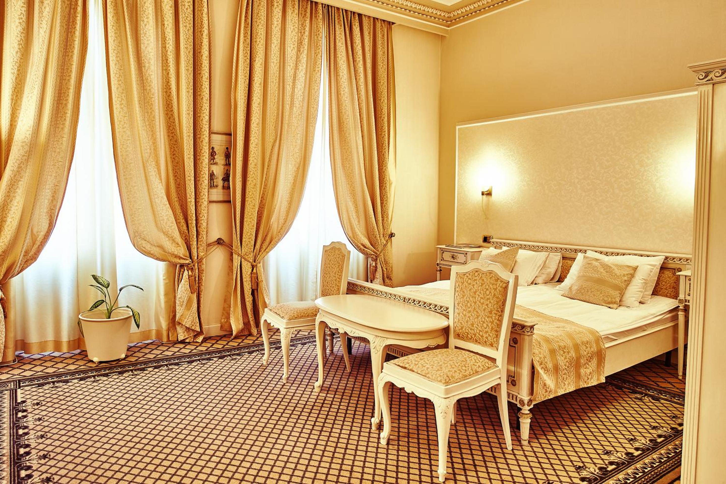 Deluxe Double Room - Photo 6