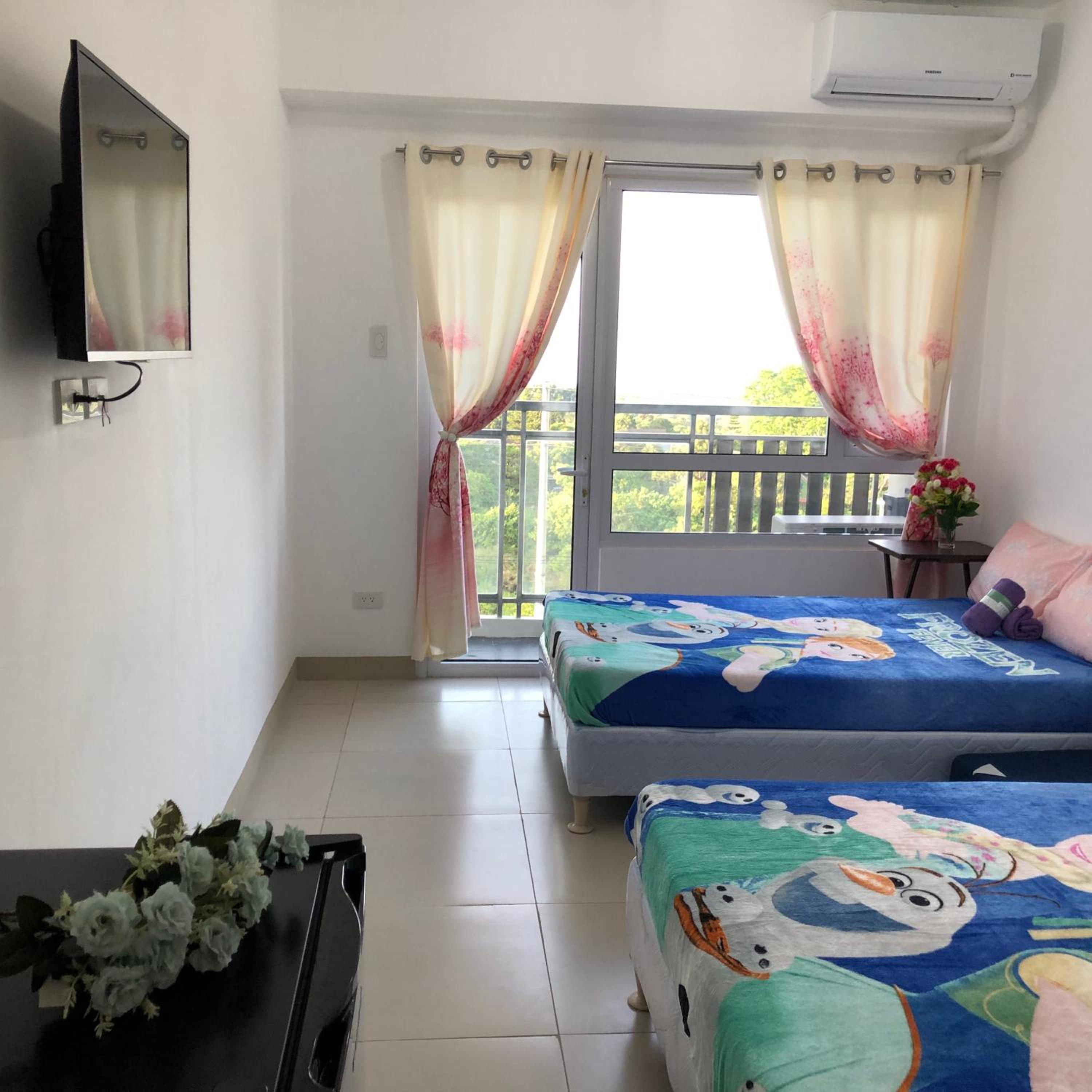 Studio Apartment - Photo 15