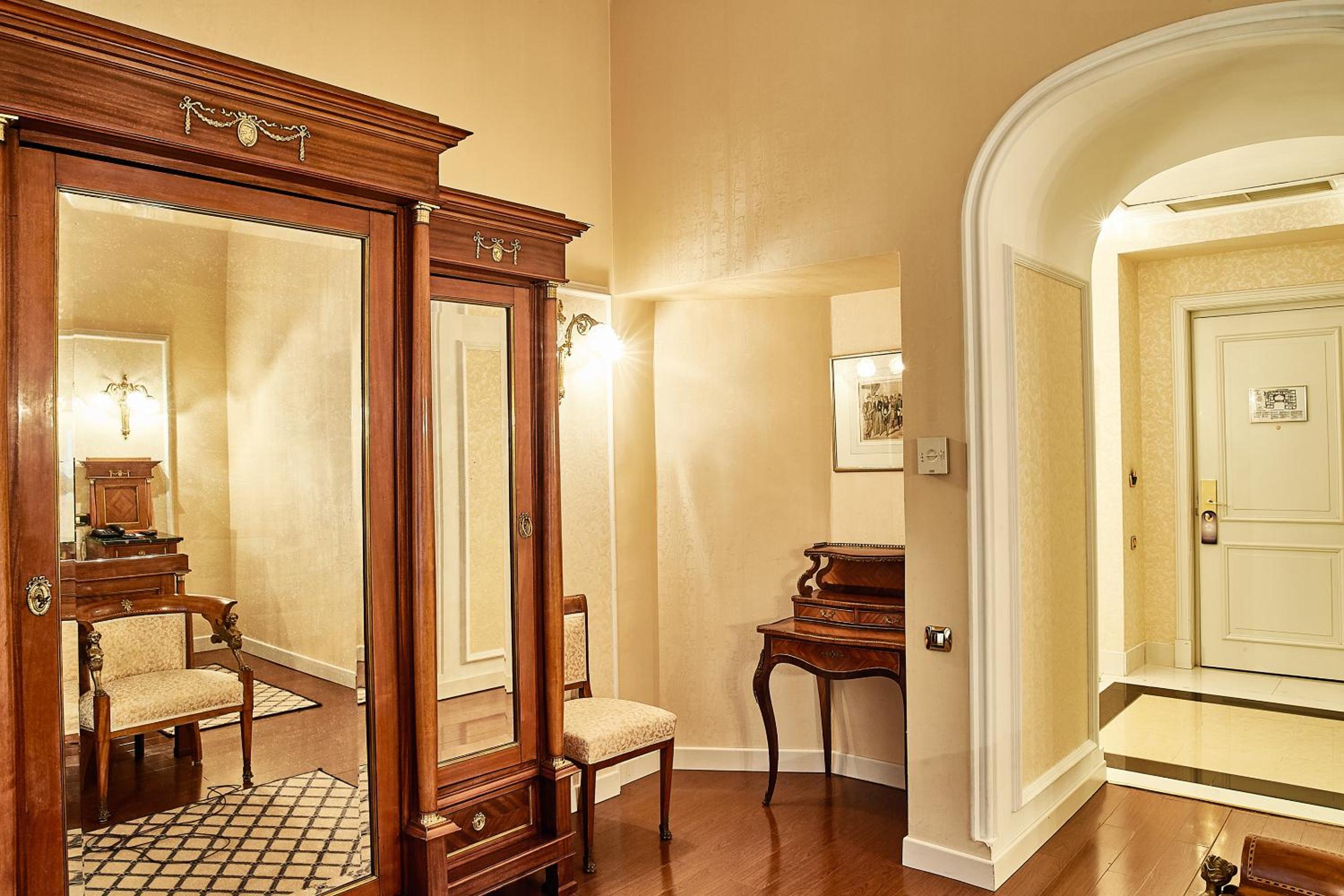 Senior Suite Double - Photo 5