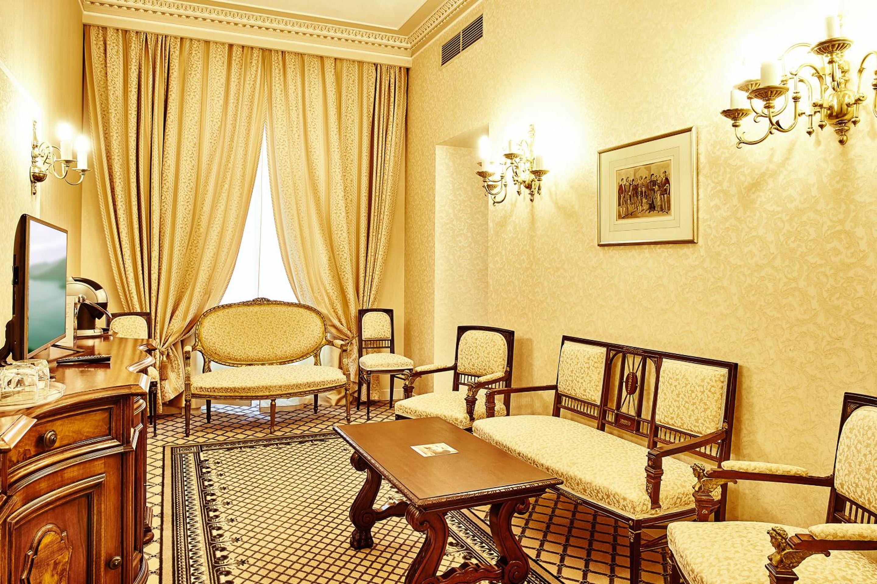 Junior Suite - Photo 10