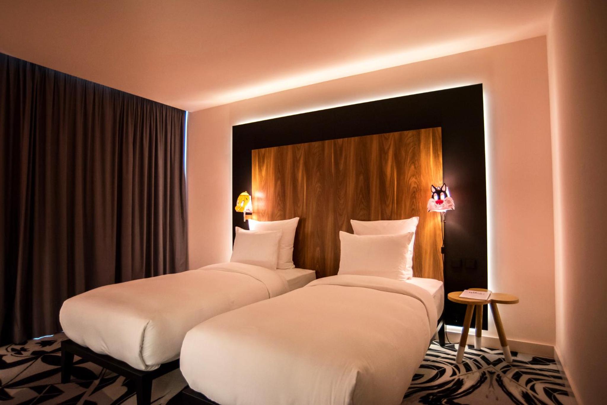 Large Mama Twin Room
