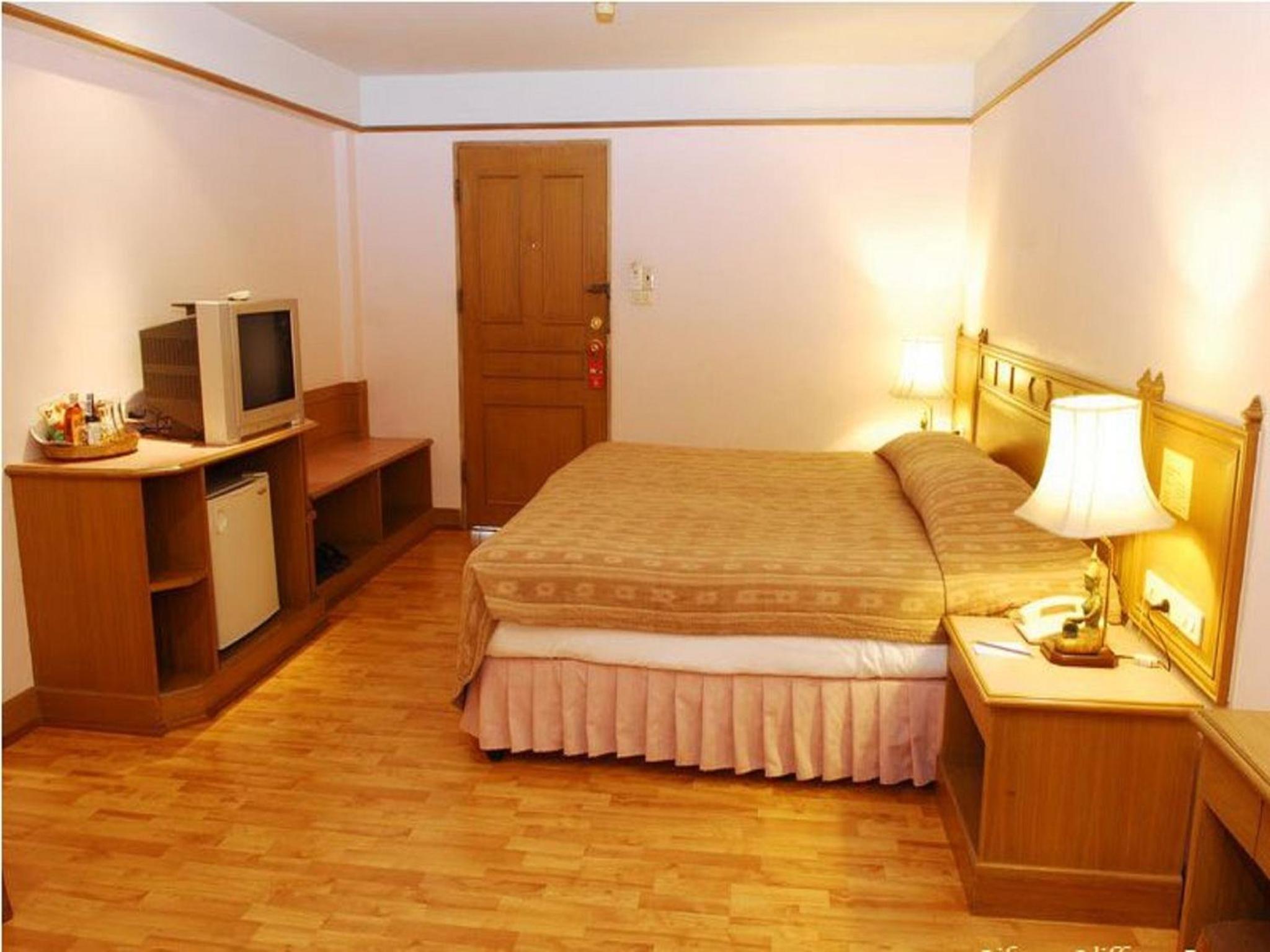 Deluxe Double or Twin Room photo 2