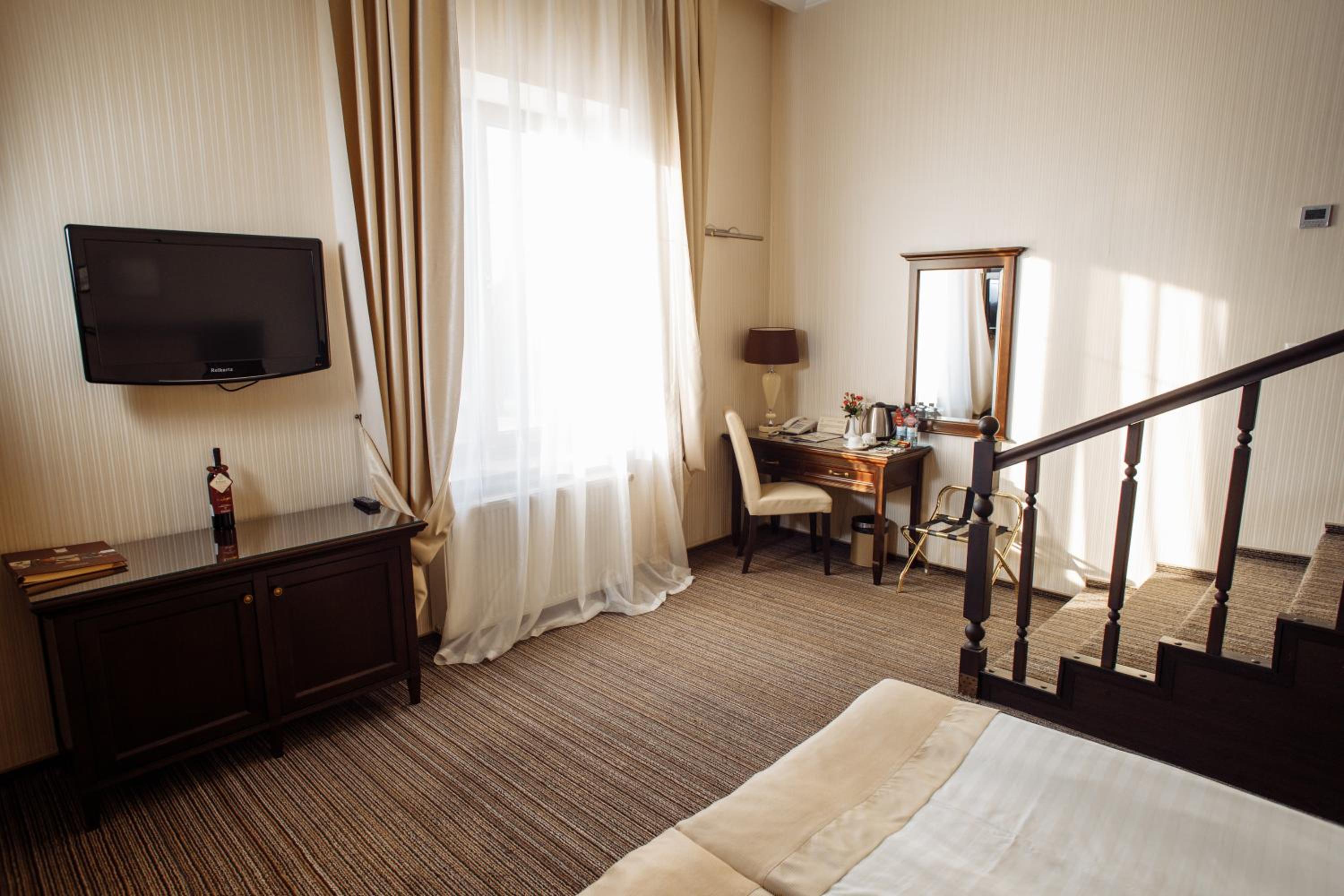 Superior Double or Twin Room photo 2