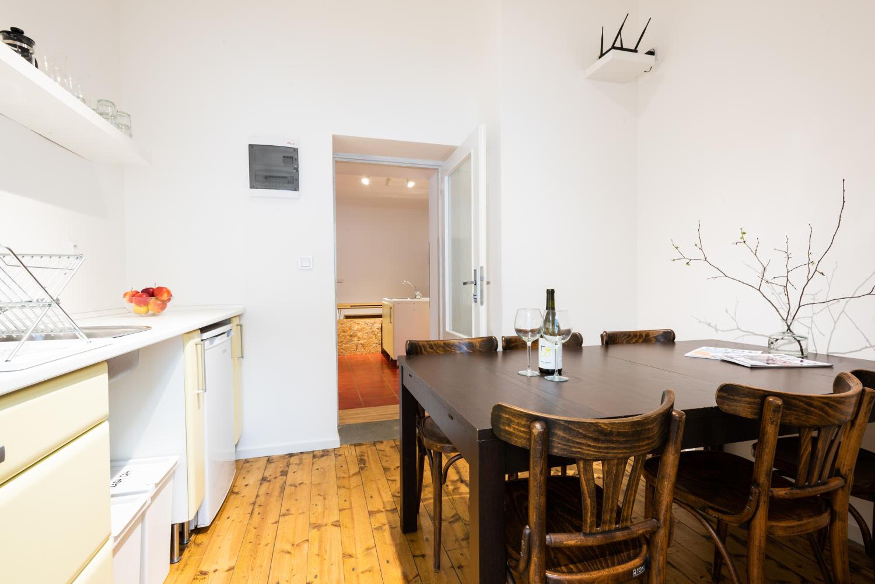 Apartment photo 3