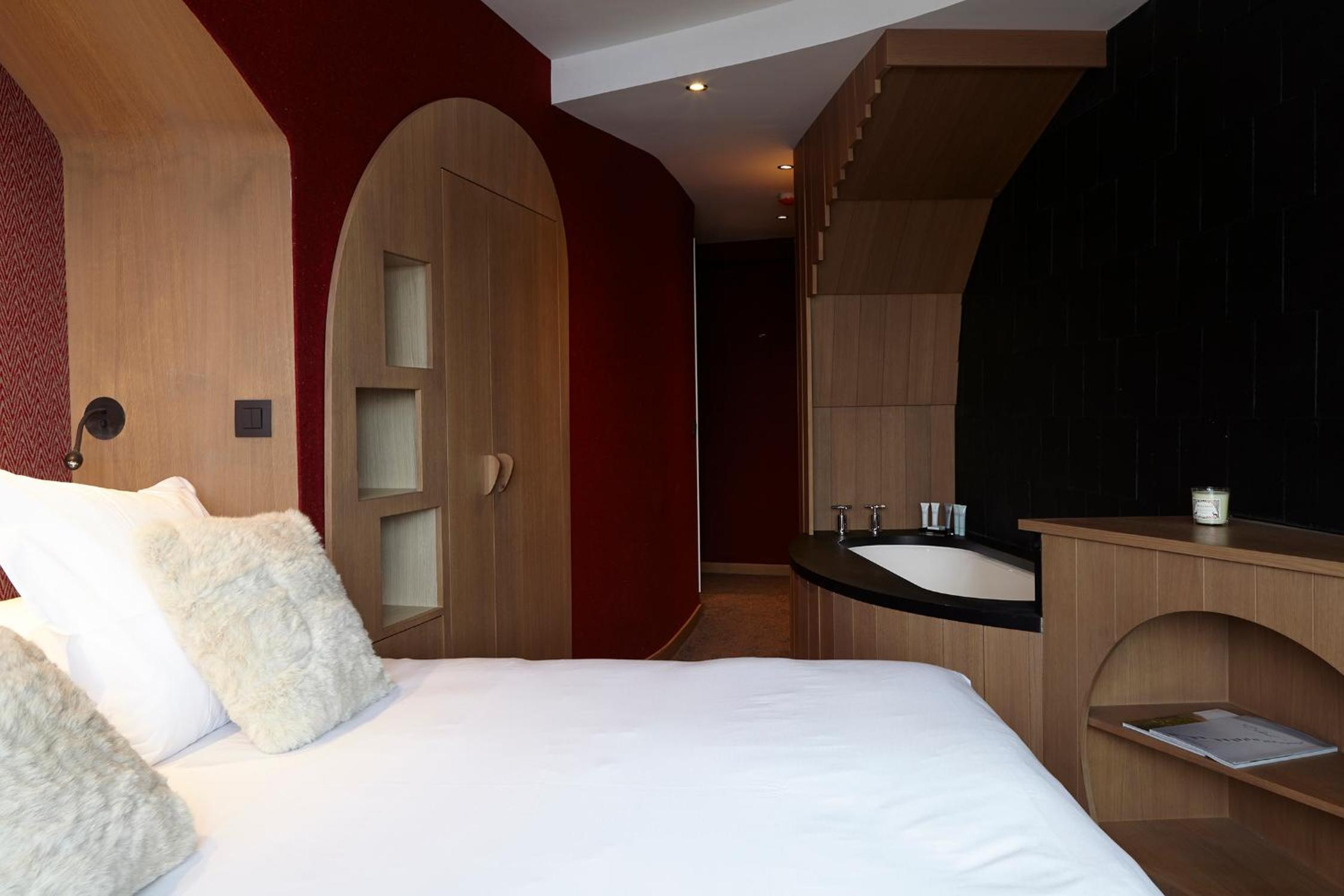 Superior Double Room - Photo 9