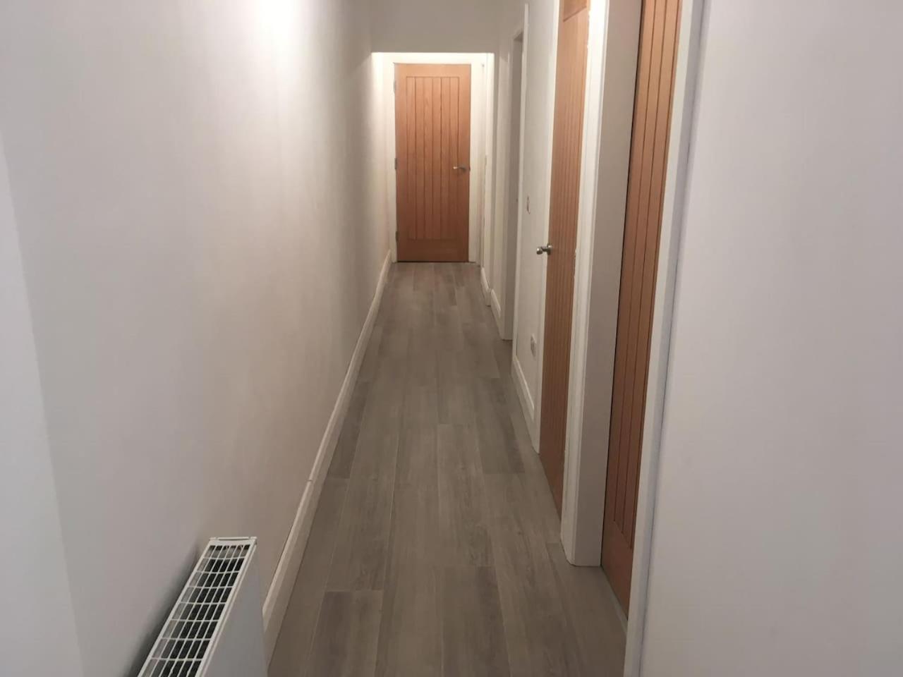 One-Bedroom Apartment - Photo 11
