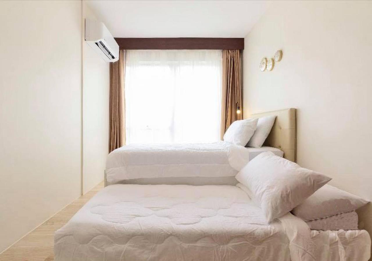 Two-Bedroom Apartment - Photo 33