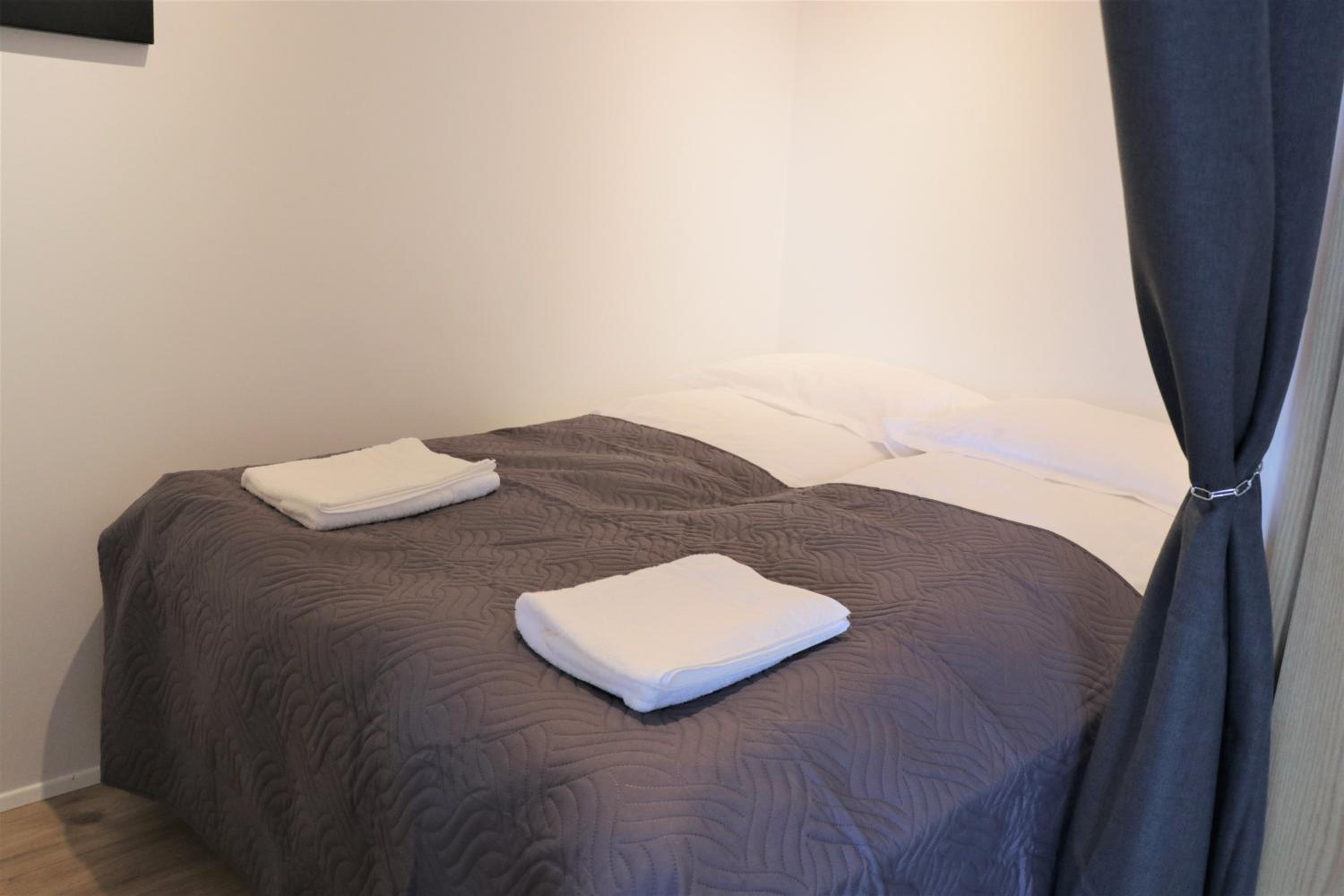 Luxurious Studio Apartment photo 2