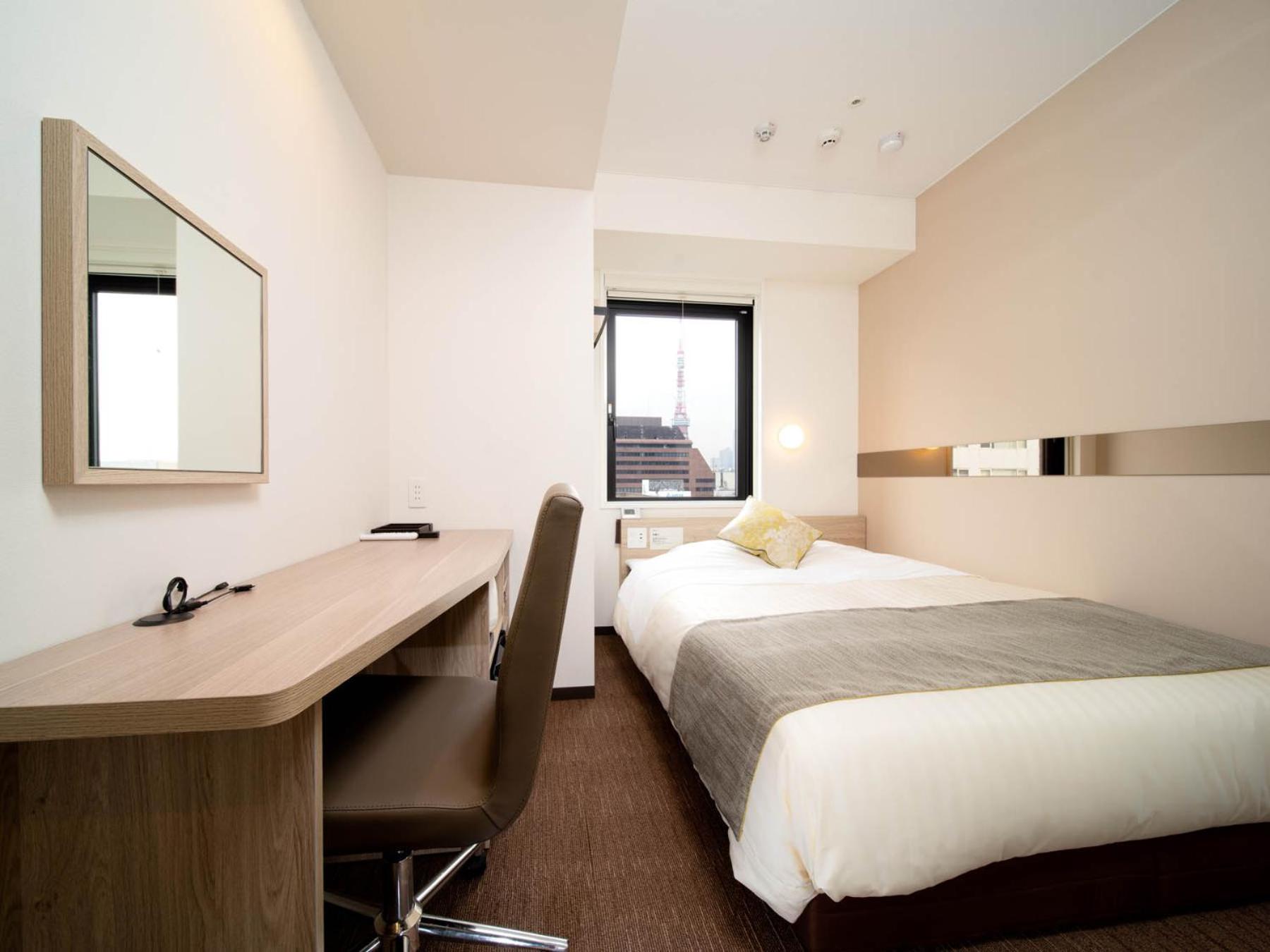 Three Double Rooms with Same Floor