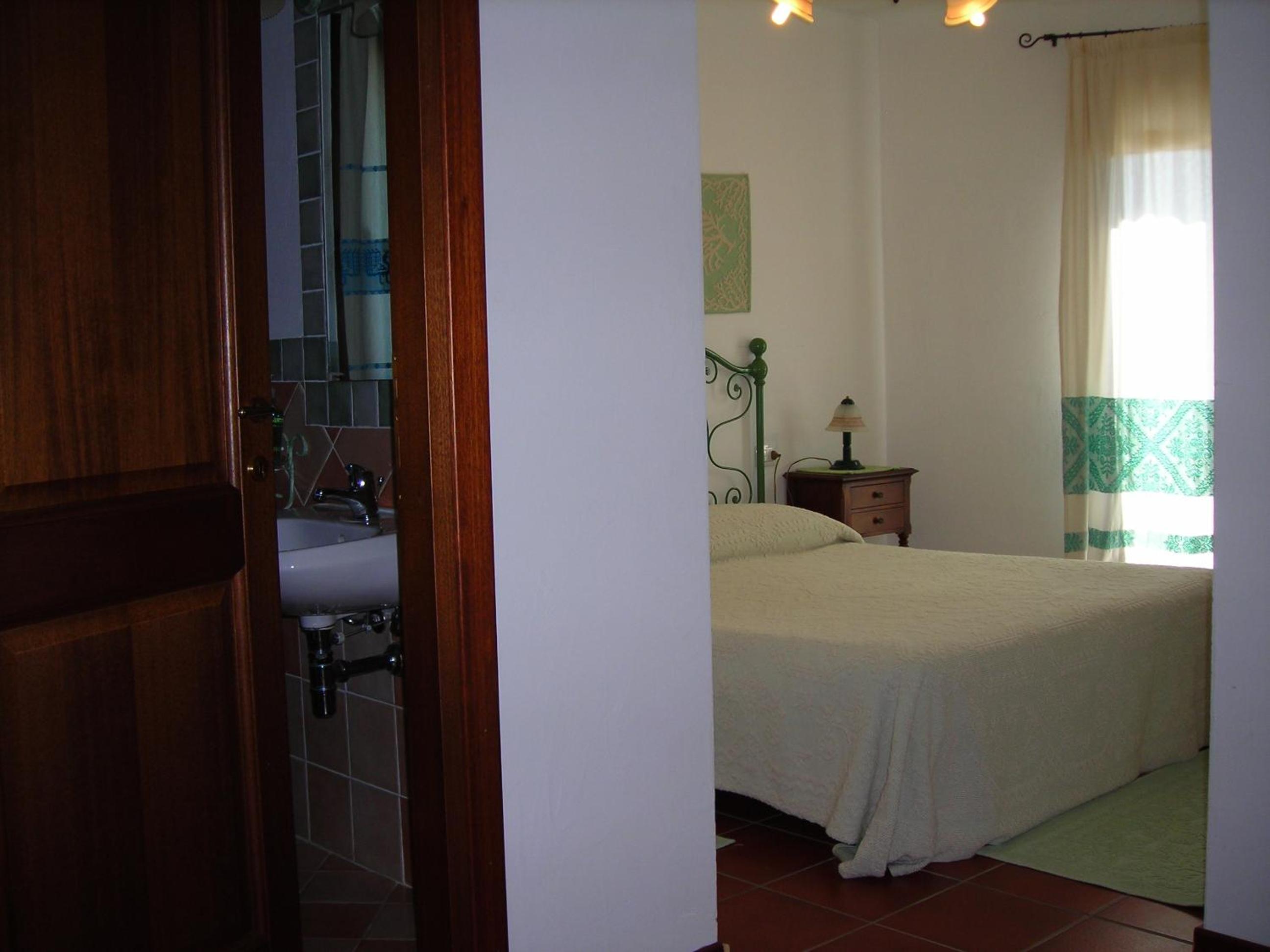 Double or Twin Room with Private Bathroom photo 1