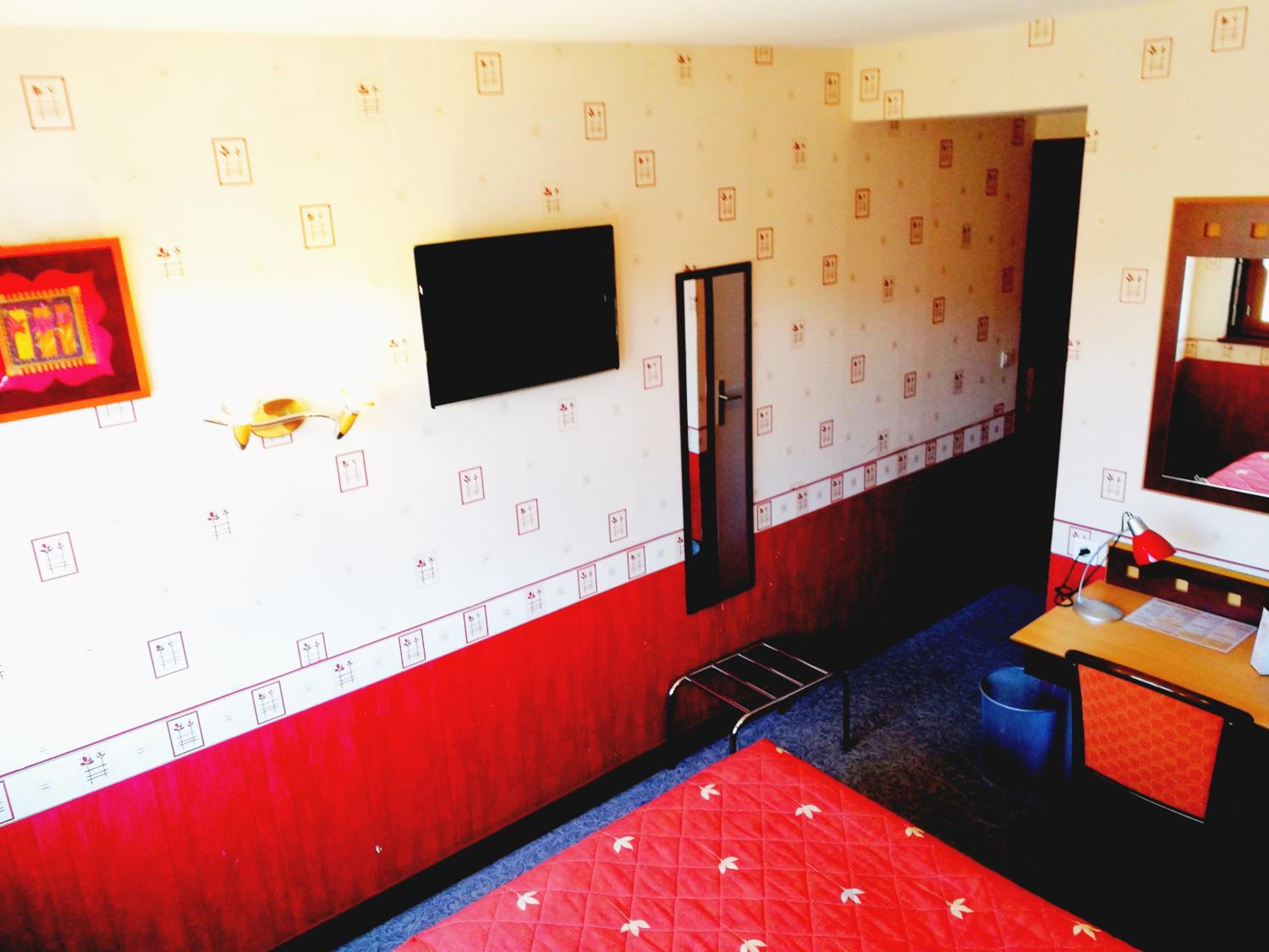 Double Room - Photo 3