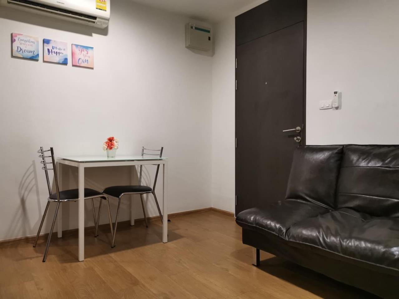 One-Bedroom Apartment - Photo 21