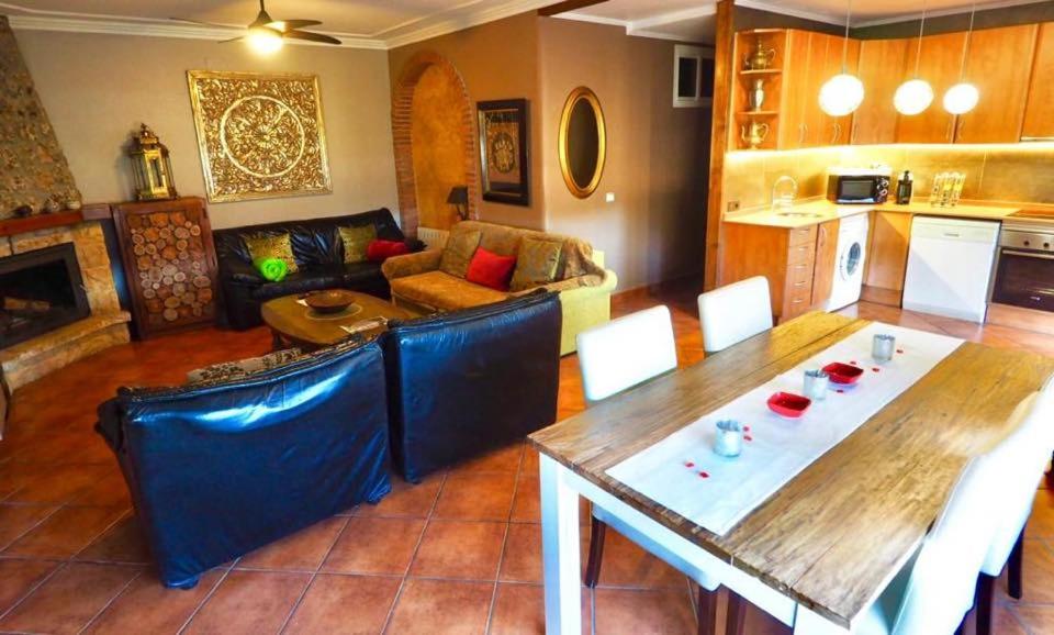 Two-Bedroom House (2-6 Adults) - Photo 67
