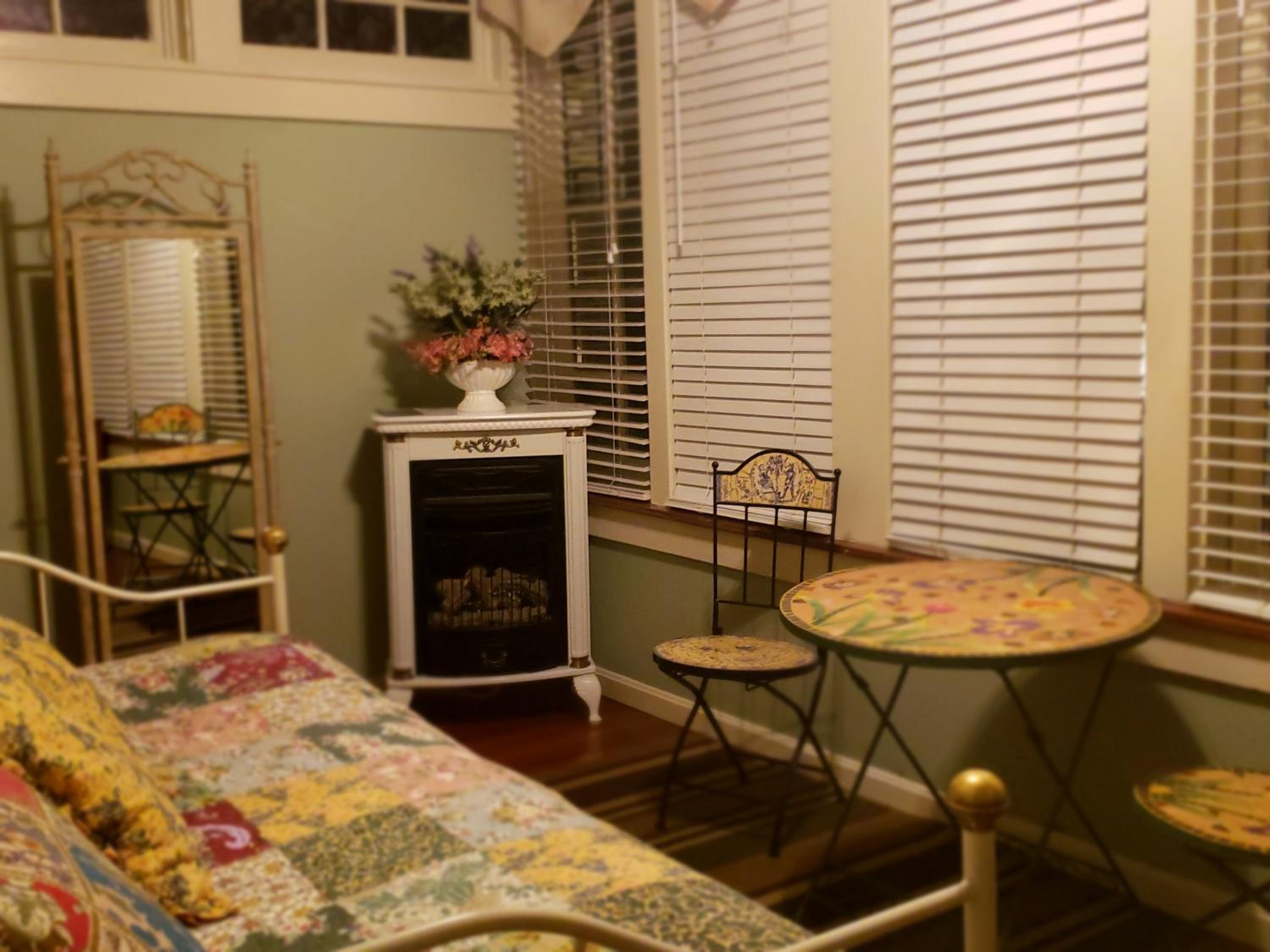 The Fair (Premium / 2nd floor, Vandiver Mansion) photo 2