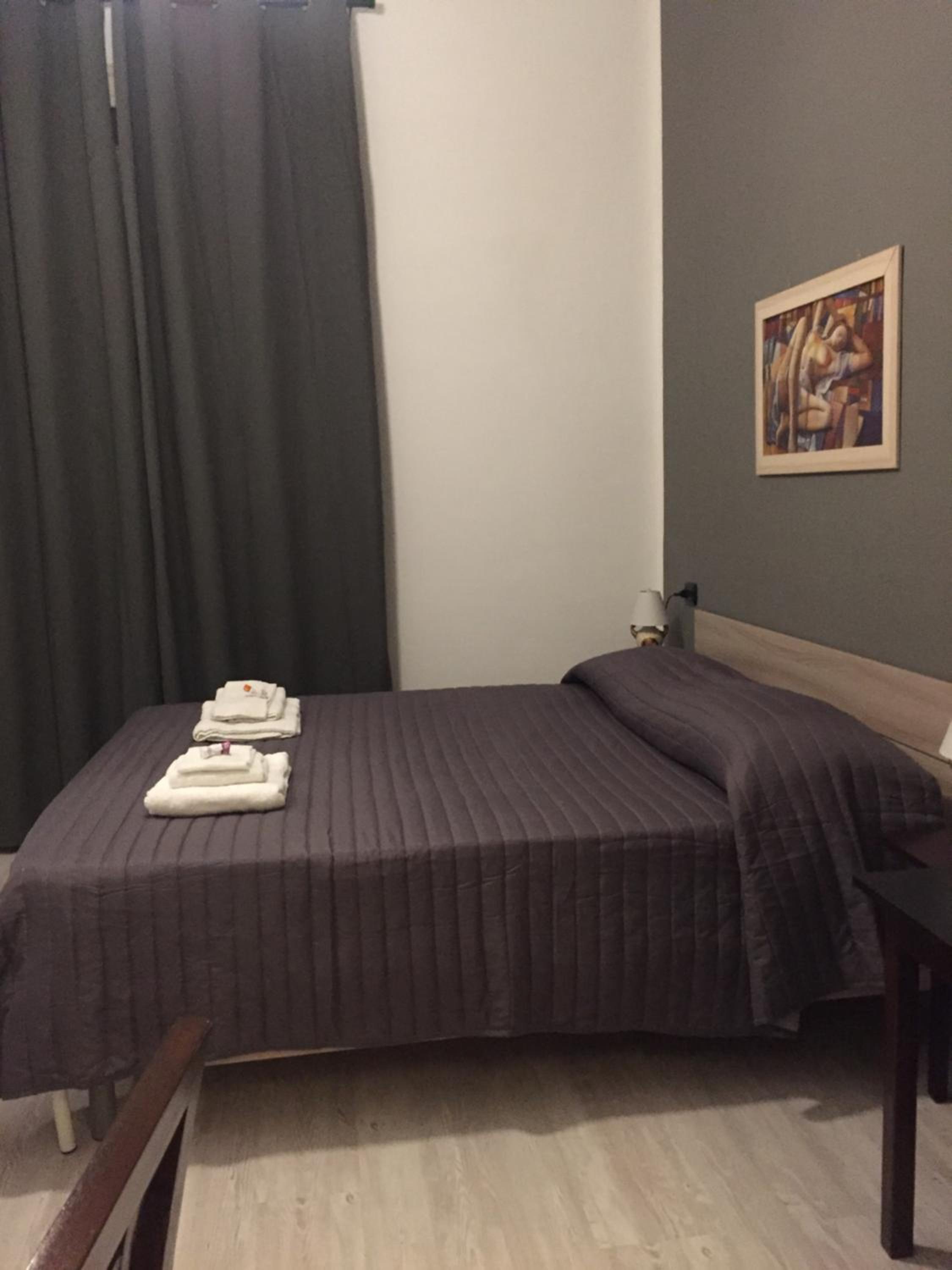 Deluxe Room - Photo 4