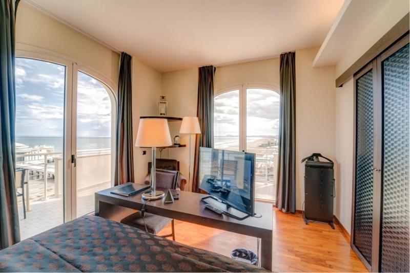 Charme Double Room with Sea View