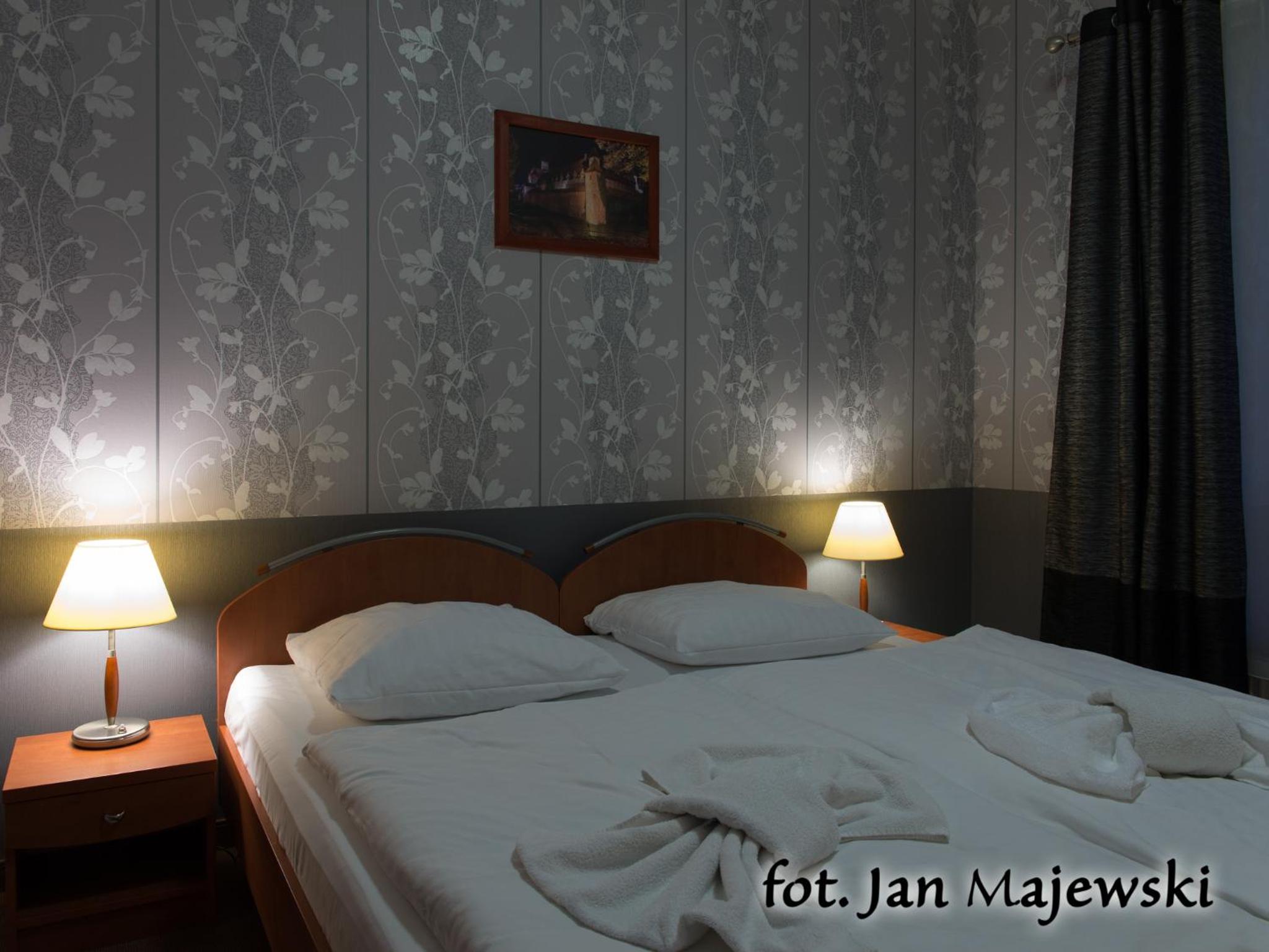 Deluxe Twin Room photo 3