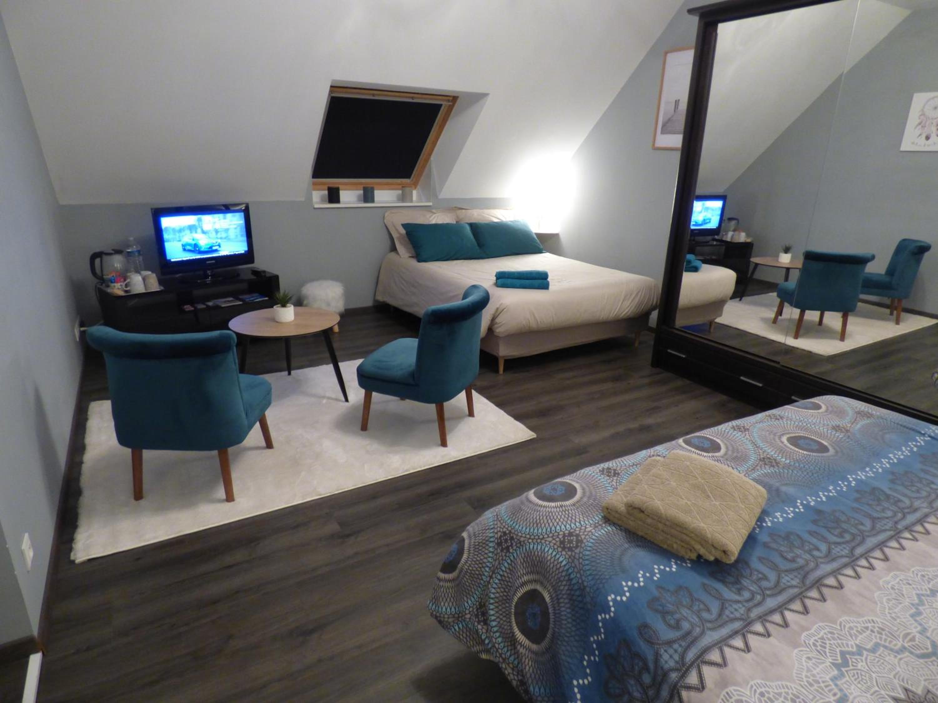 Quadruple Room - Photo 2