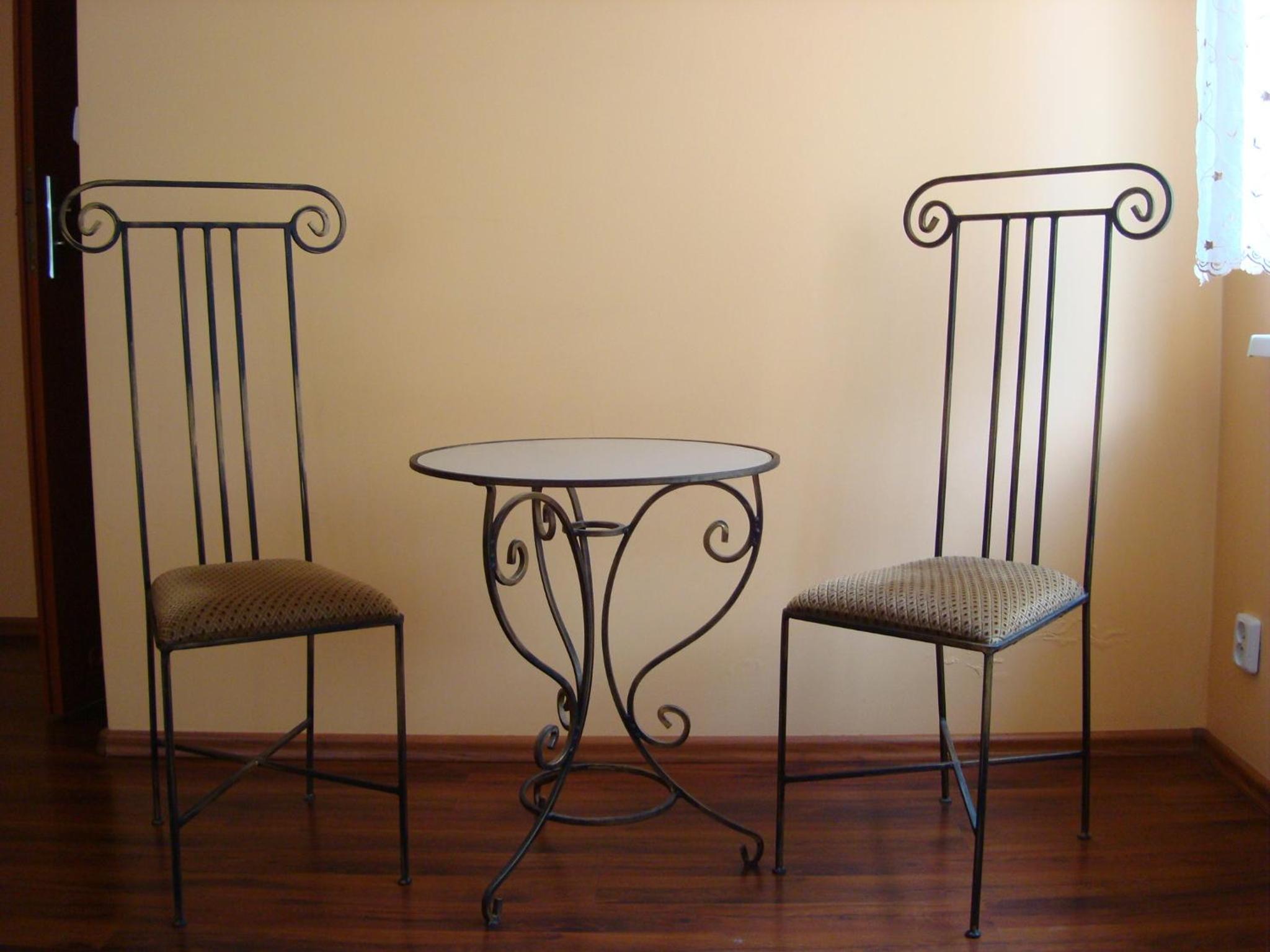 Twin Room - Photo 10