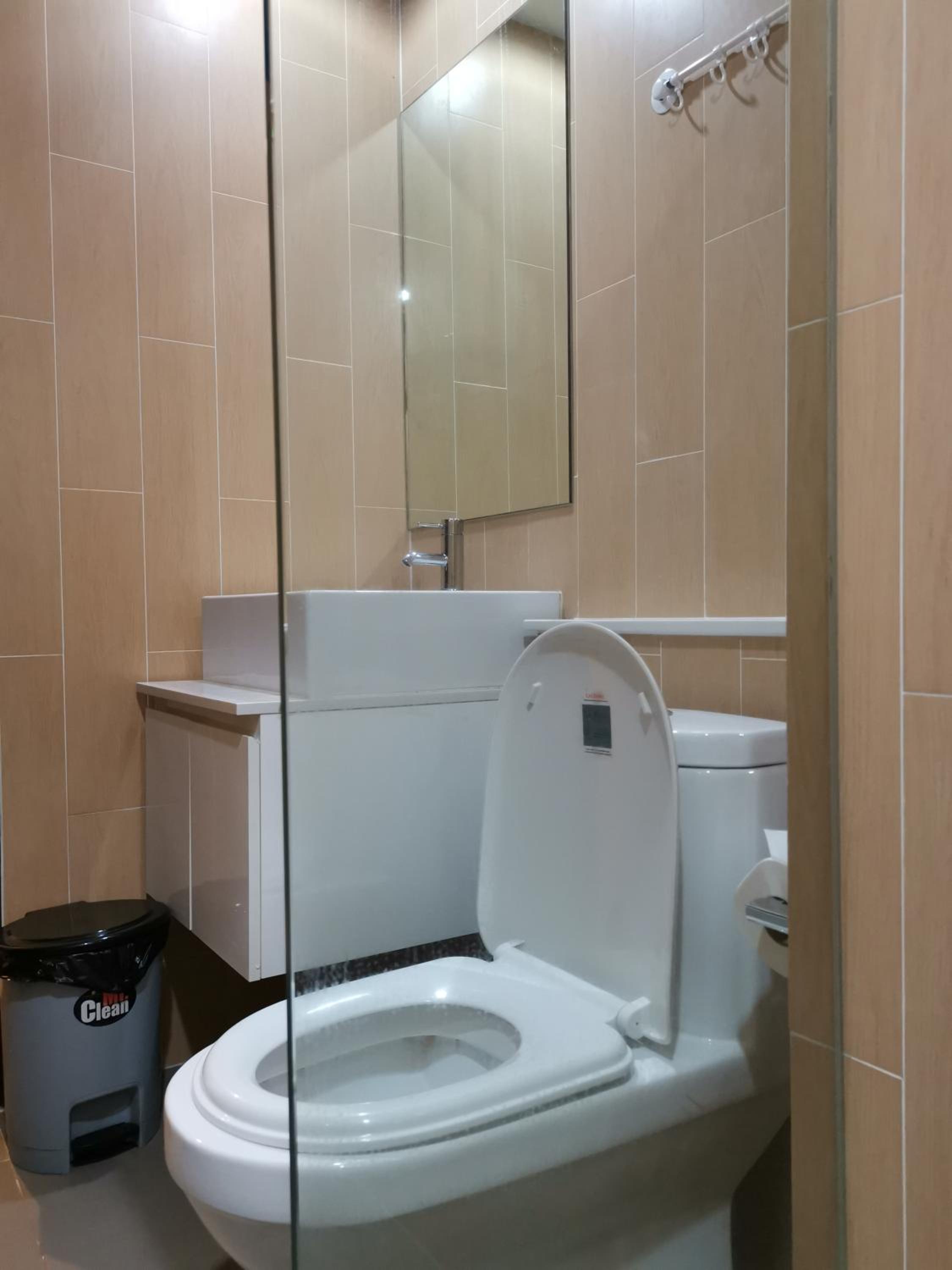 One-Bedroom Apartment - Photo 15