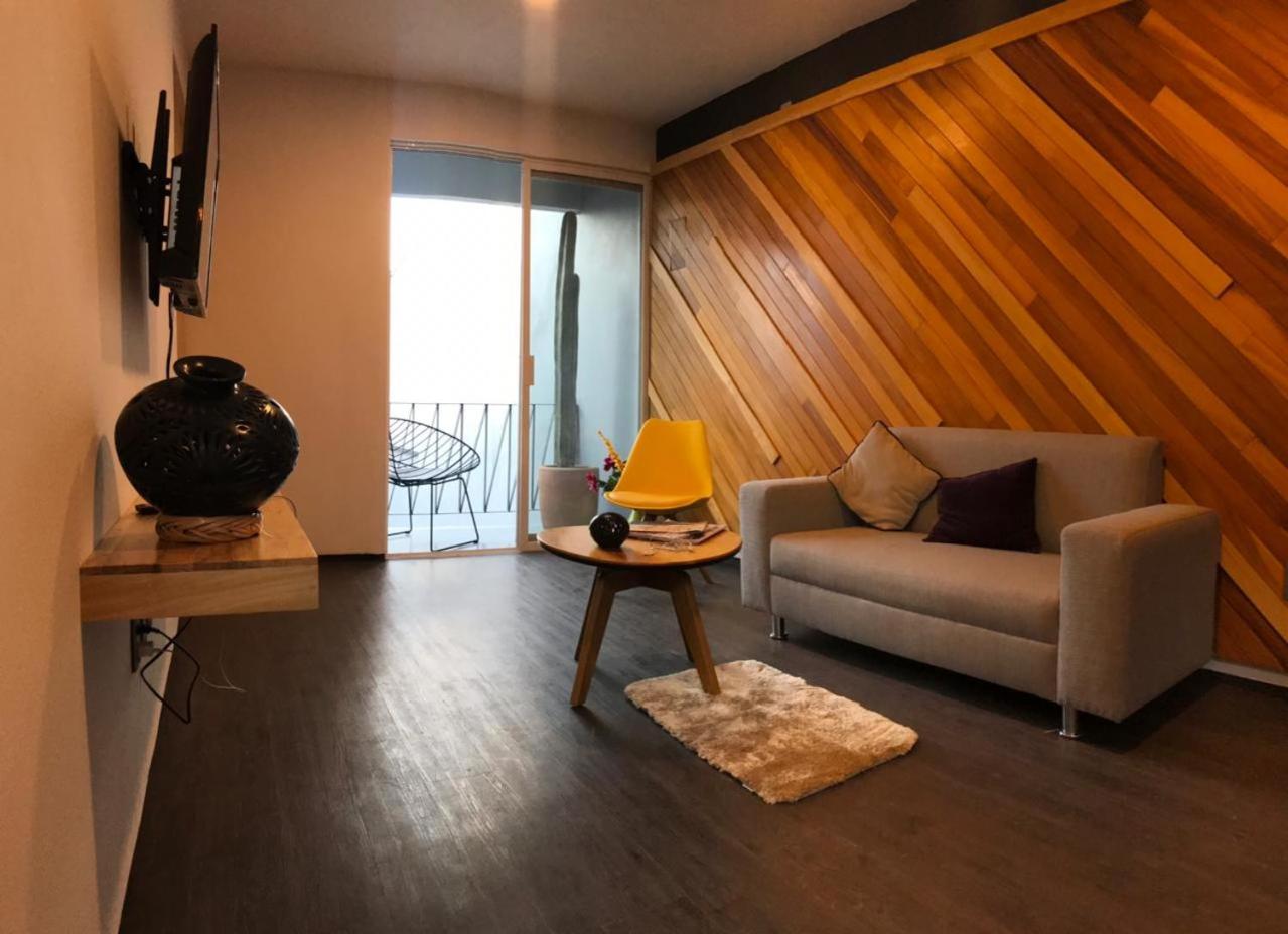 One-Bedroom Apartment - Photo 1