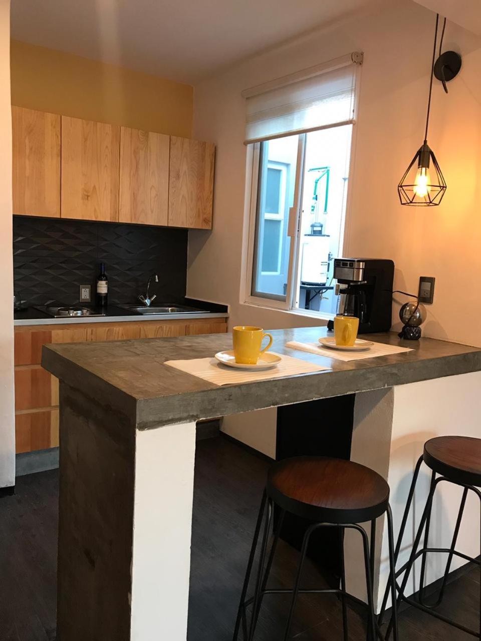 One-Bedroom Apartment - Photo 11
