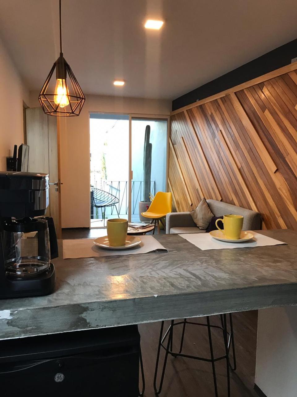 One-Bedroom Apartment - Photo 14