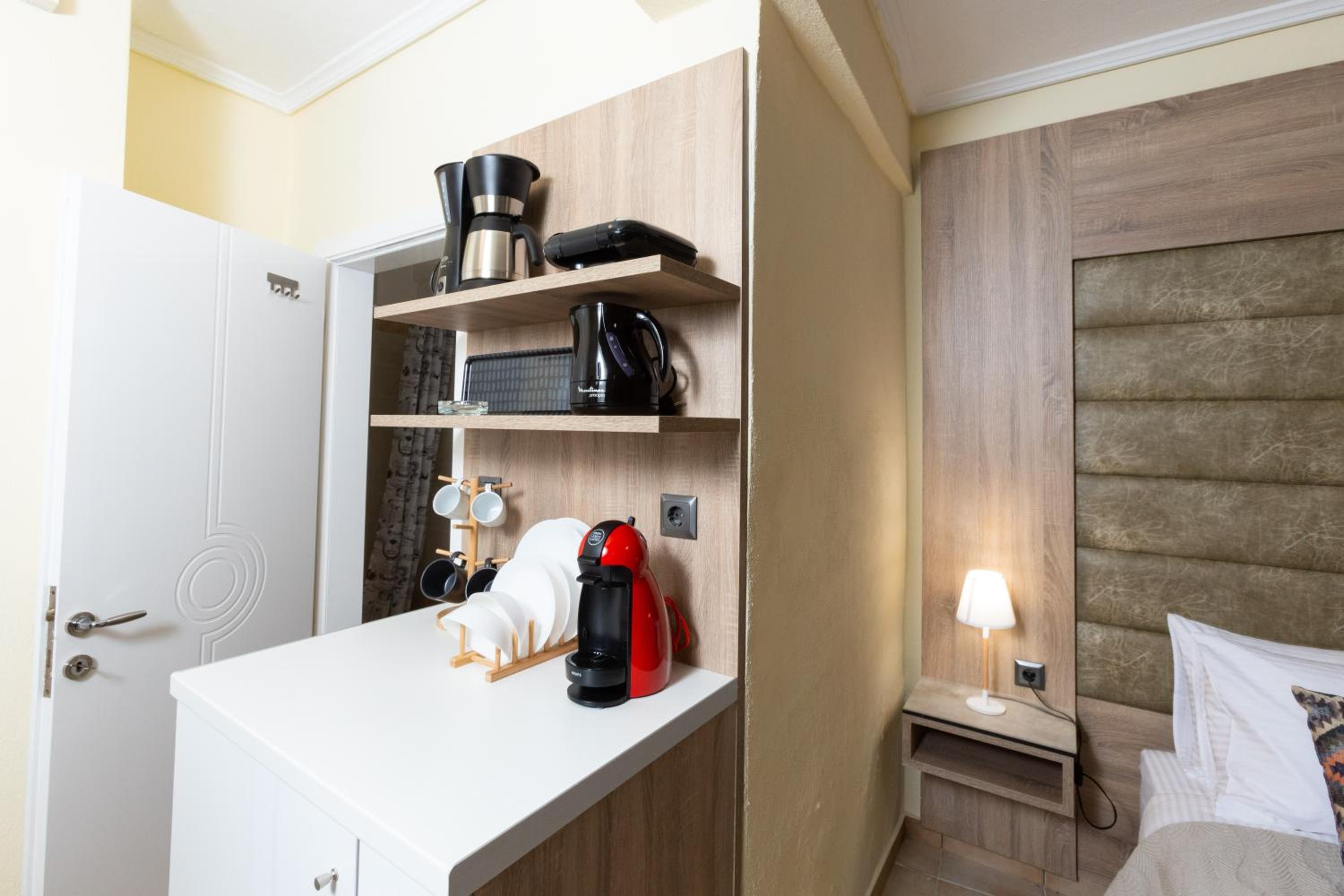 Double Room - Photo 10