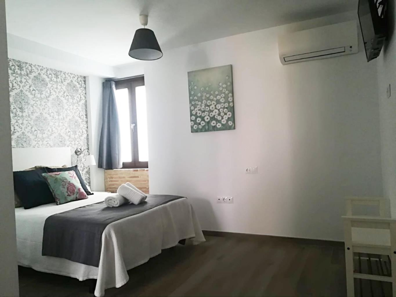 Two-Bedroom Apartment - Photo 19