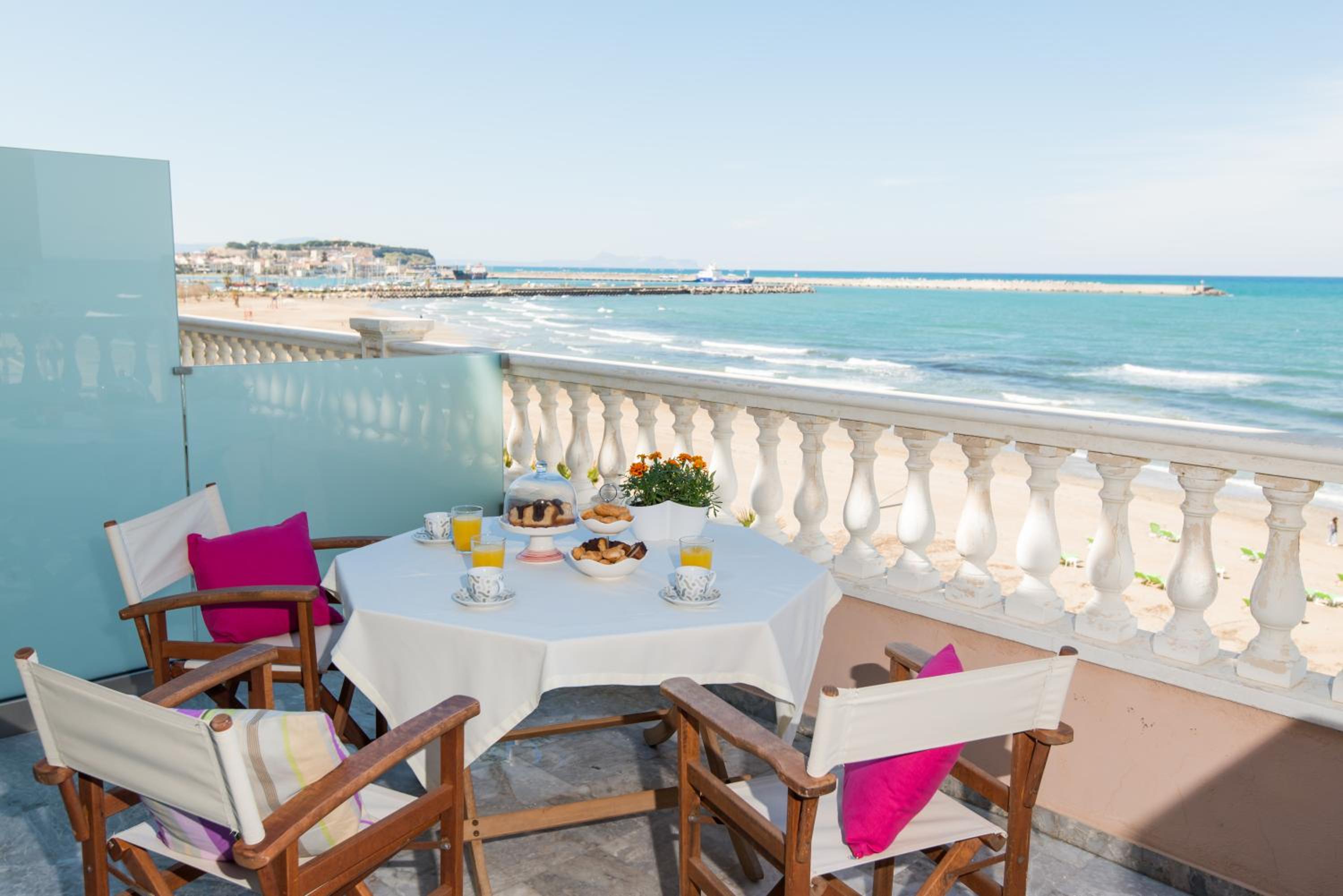 Superior Suite with Sea View photo 2