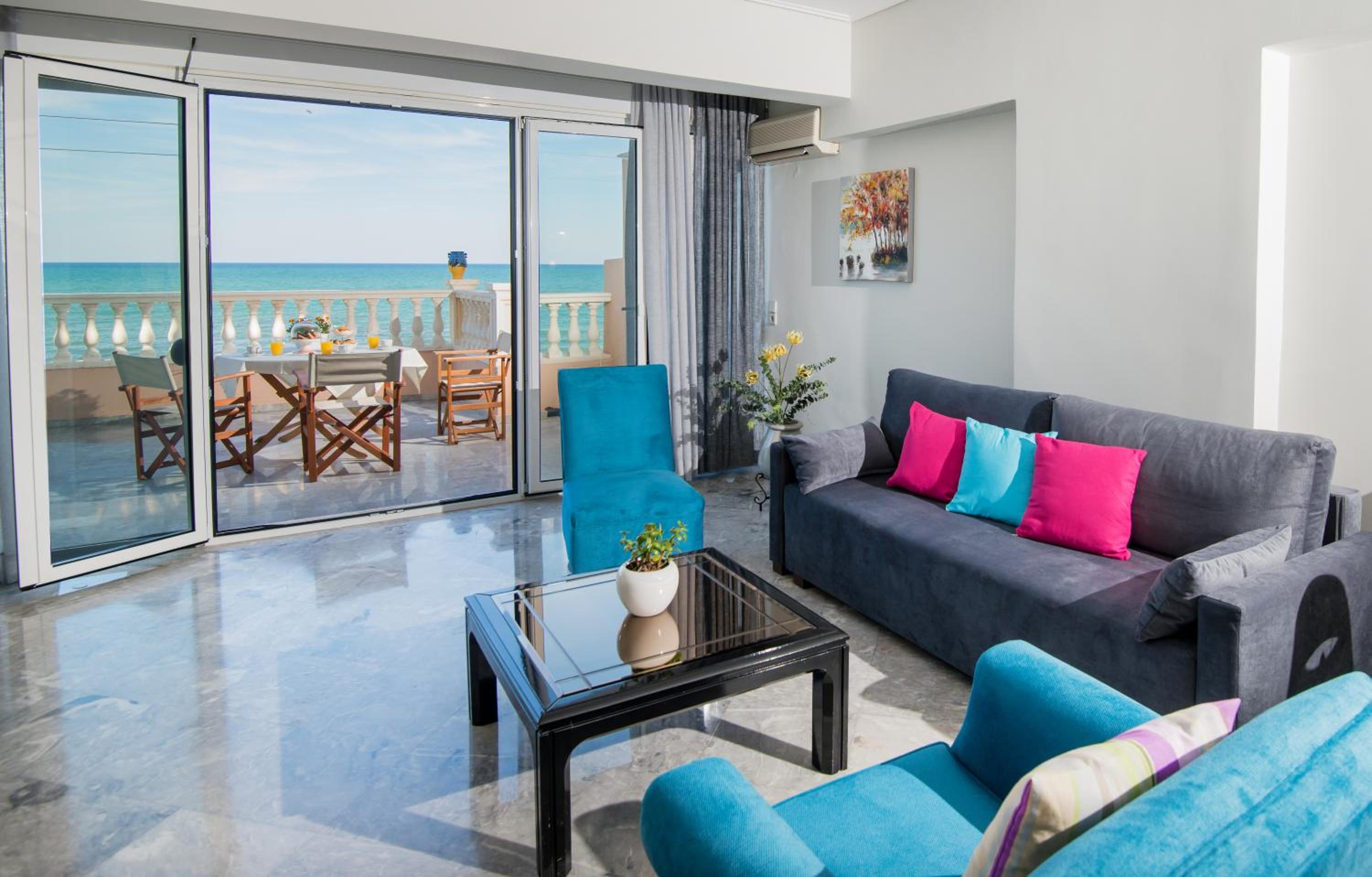 Deluxe Suite With Sea View